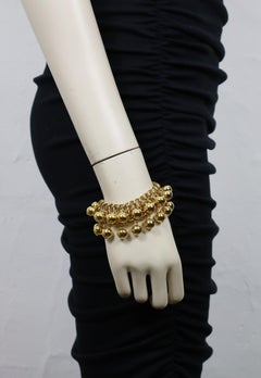 PACO RABANNE Bracelet breloque boule vintage en or