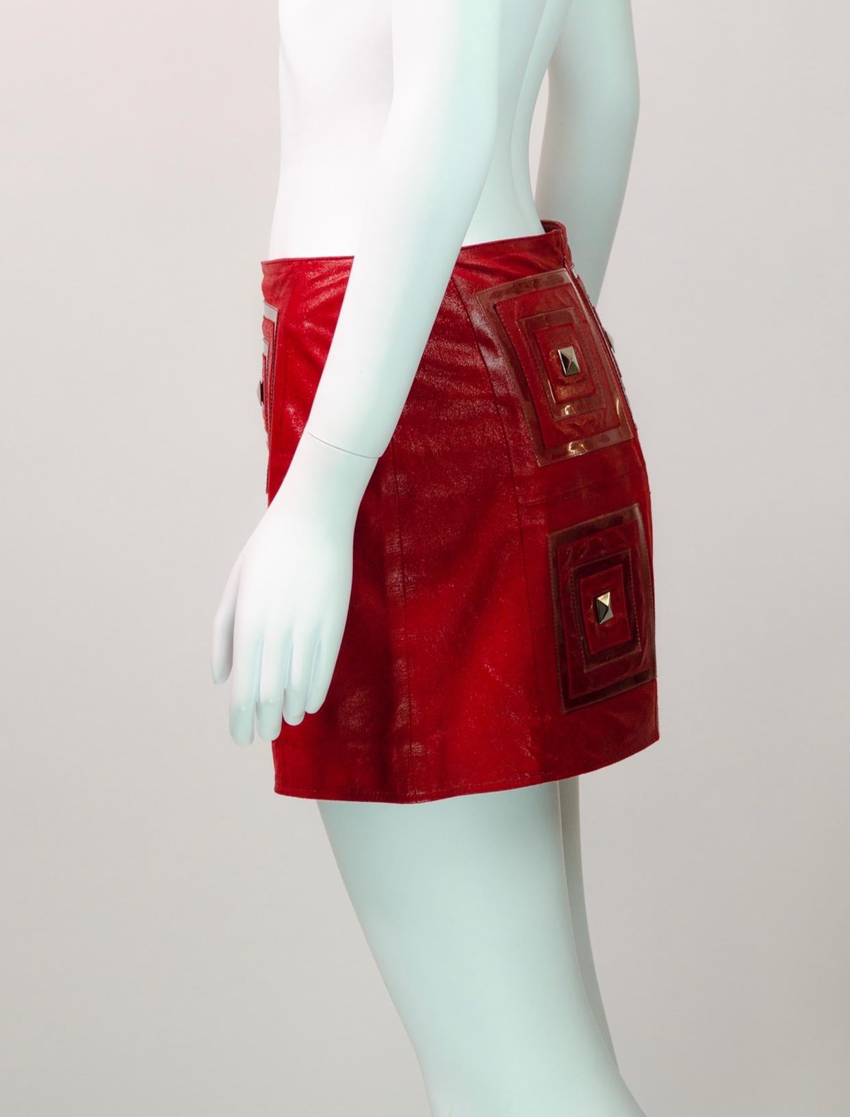 Gray PACO RABANNE Vintage Spring Summer 2002 Red Leather Mini Skirt For Sale