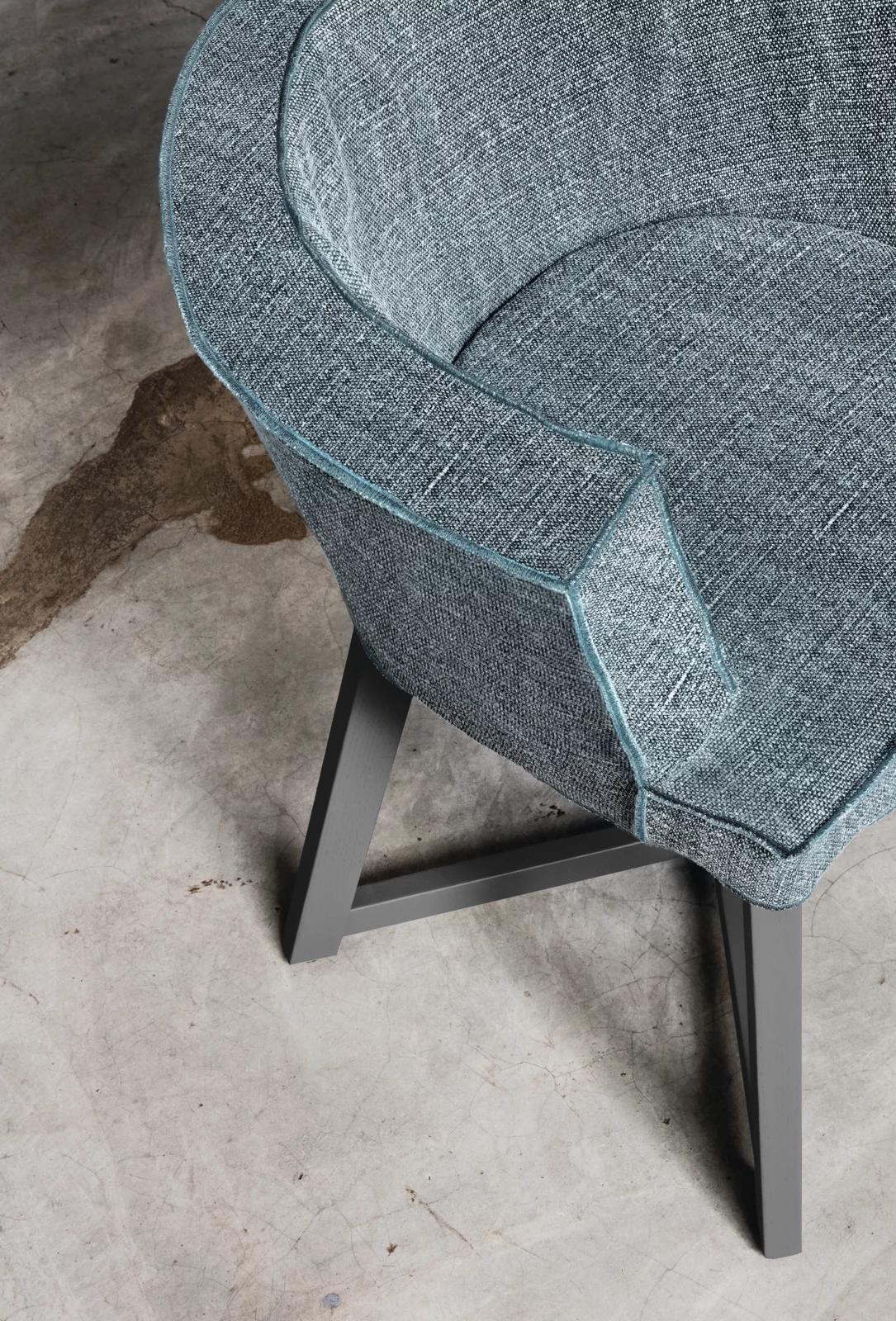 Italian Padded chair with armrests Gervasoni Gray 26 design Paola Navone - Deneb in vendita