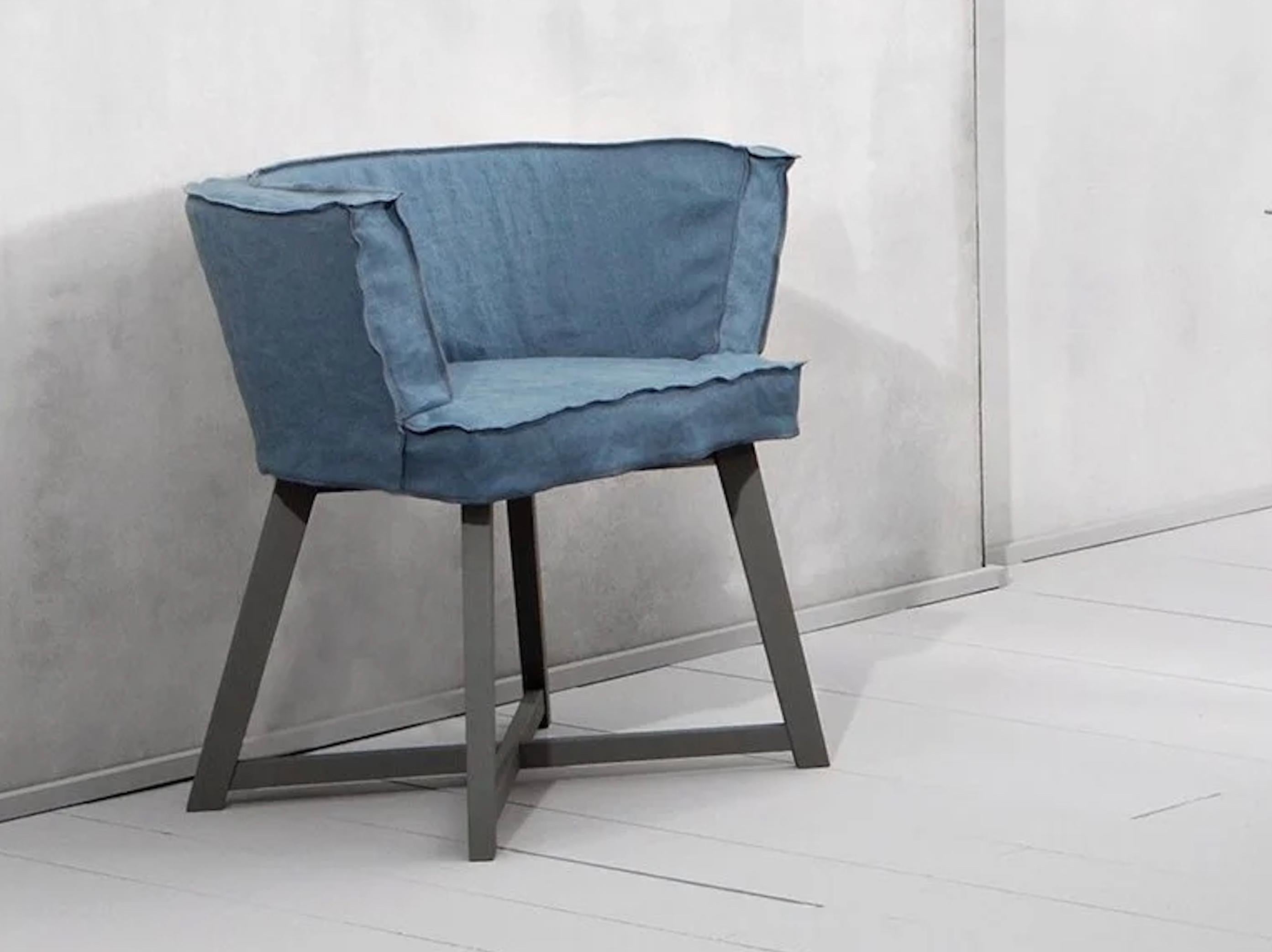 Gepolsterter Stuhl mit Armlehnen Gervasoni Gray 26 Entwurf Paola Navone (Italian) im Angebot