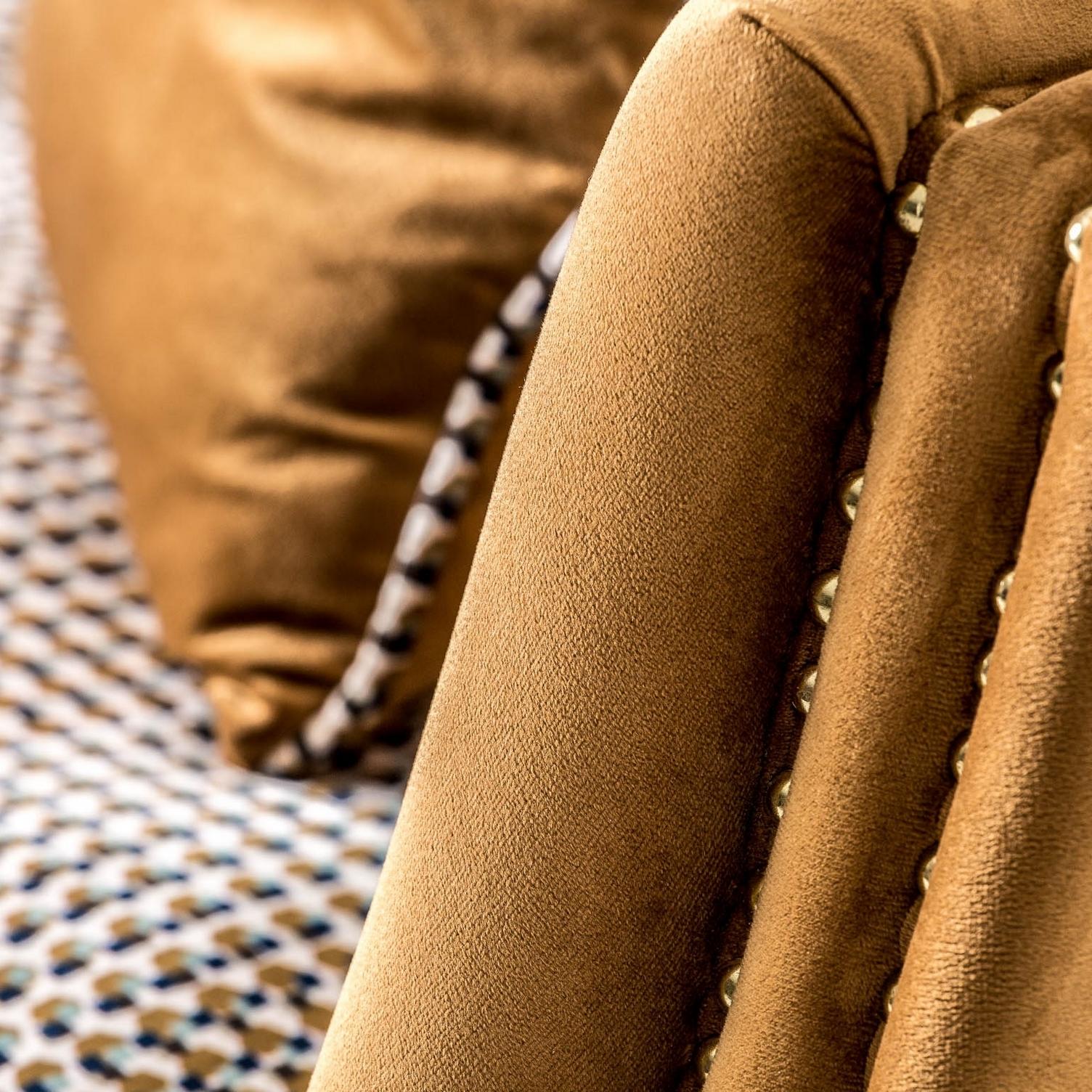 European Padded Graphic Fabric And Velvet Sofa