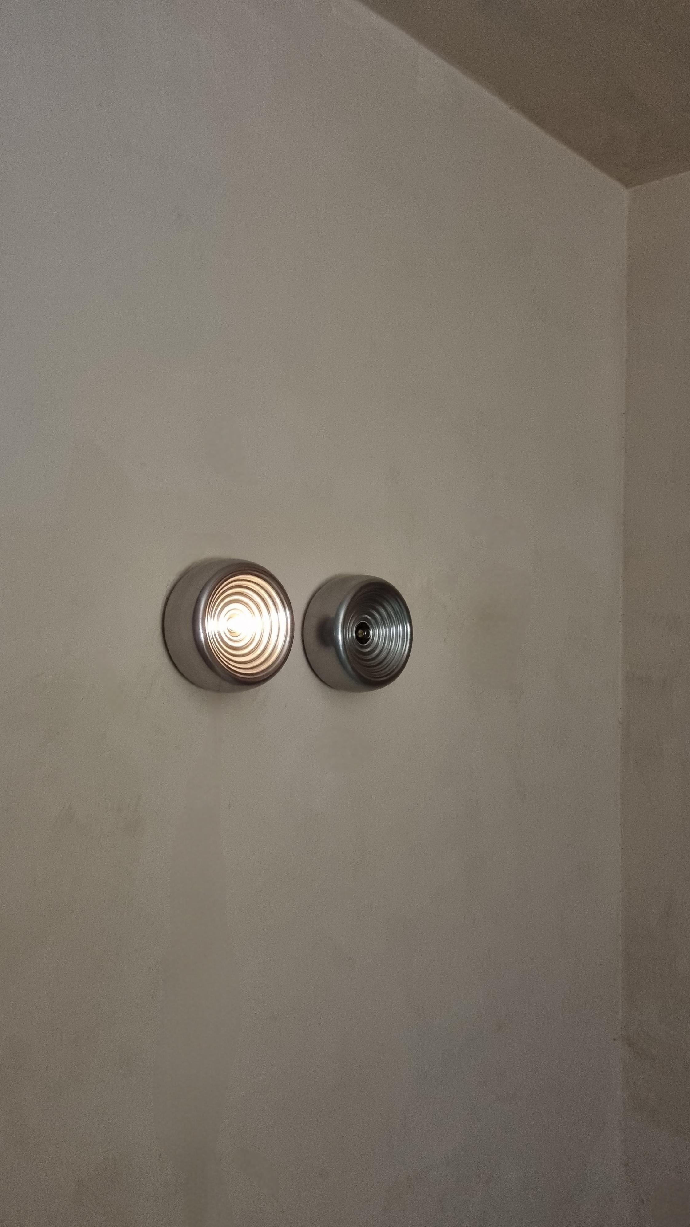 Padina wall sconces designed by Achille & Pier Giacomo Castiglioni for Flos 1966 in vendita 2