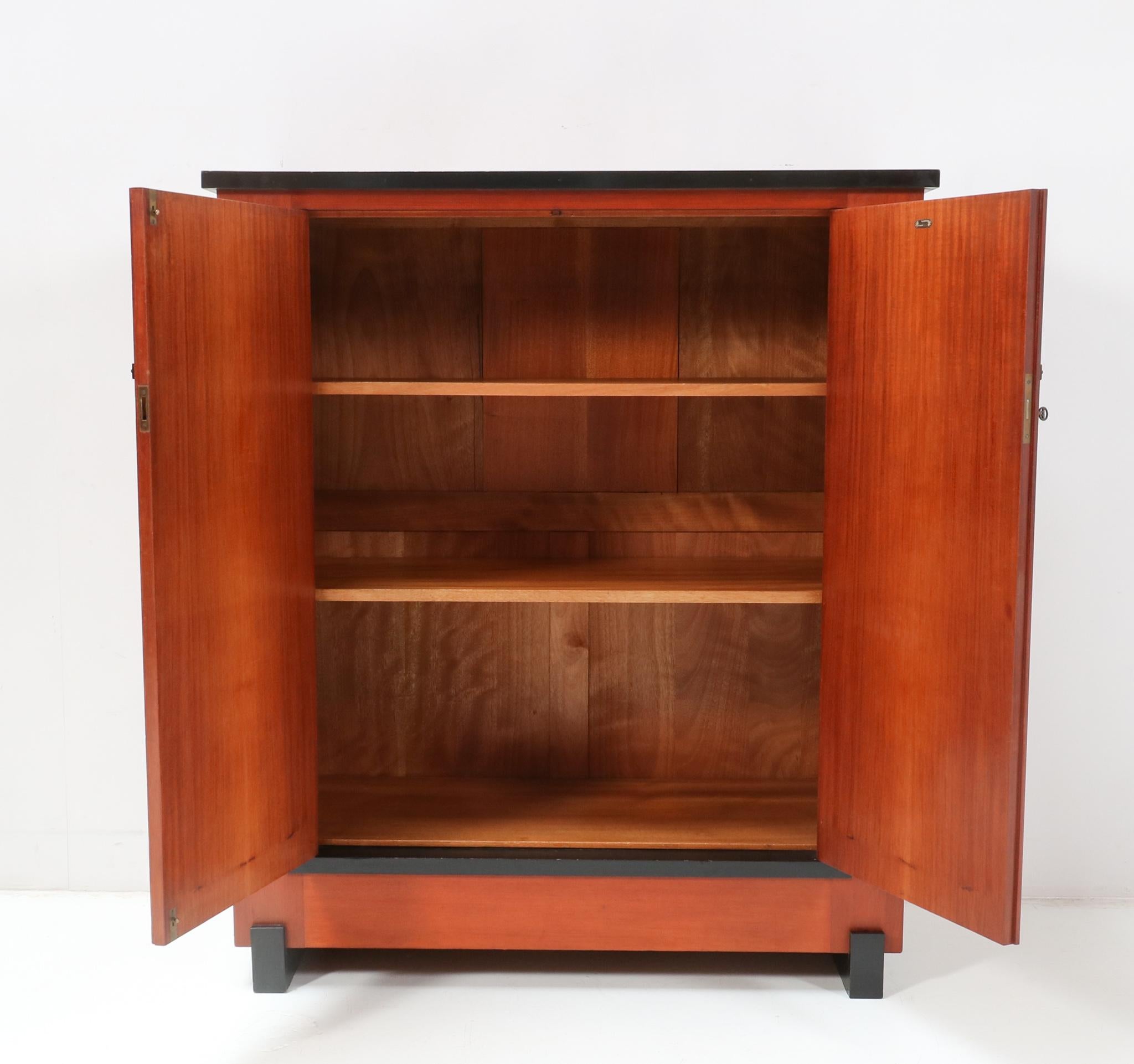 Early 20th Century Padouk Art Deco Modernist Cabinet by Hendrik Wouda for H. Pander & Zonen, 1920s