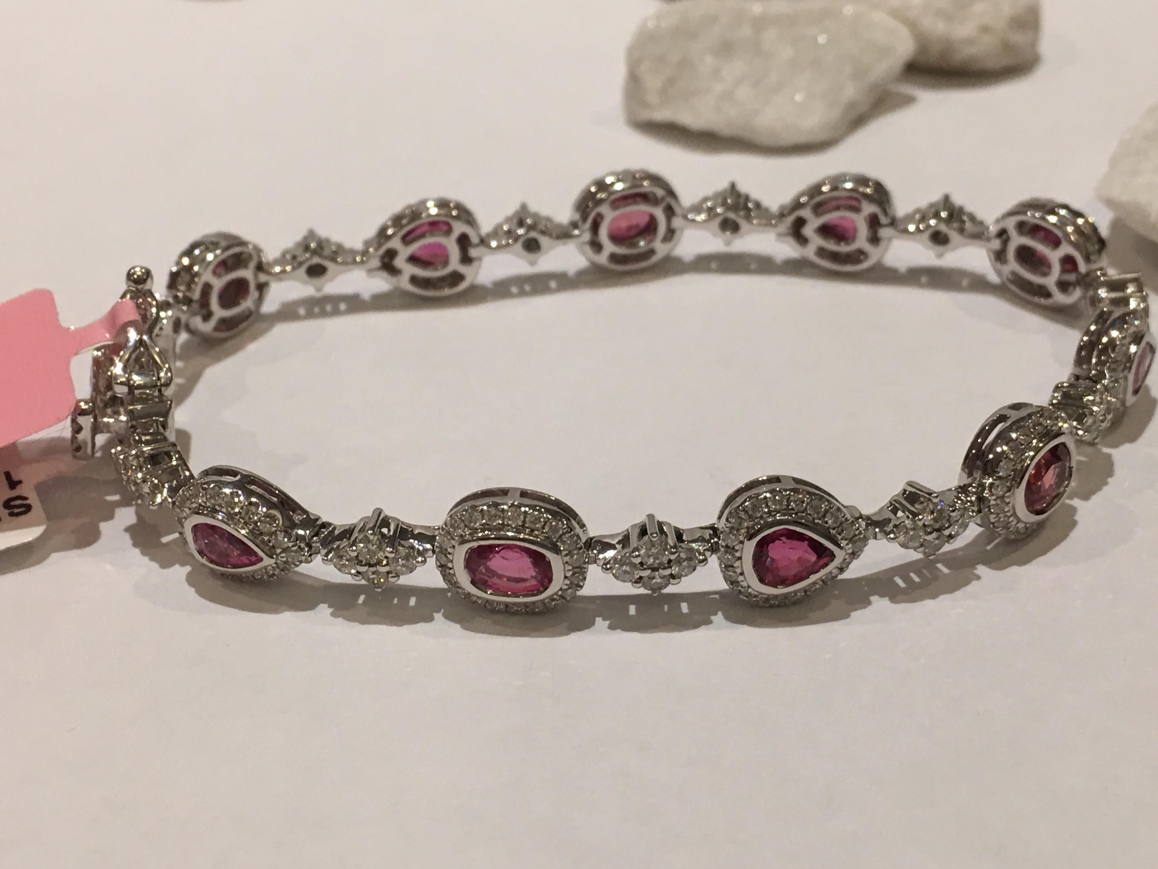 Contemporary Padparadscha Sapphire and Diamond Bracelet For Sale