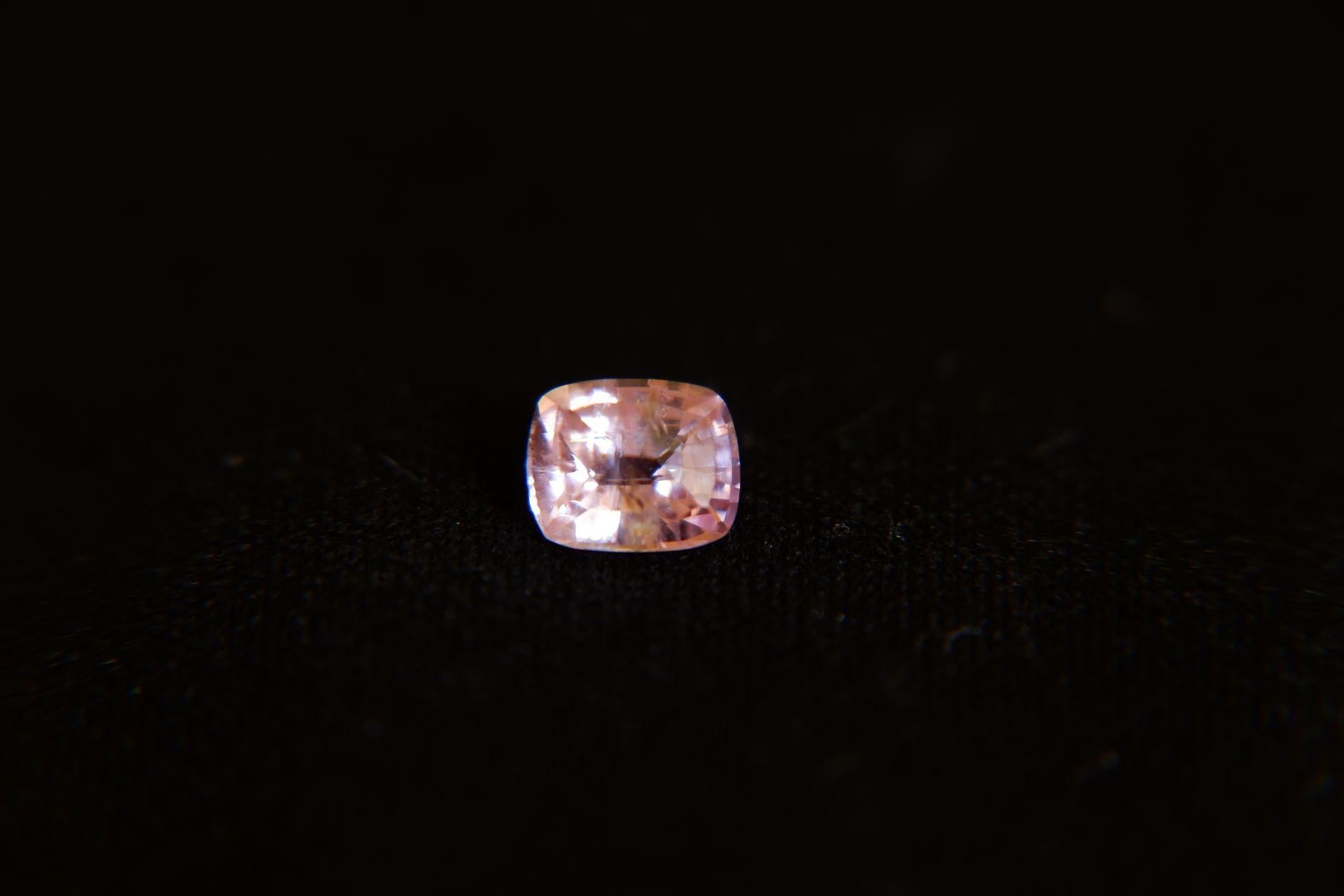 Padparadscha Sapphire, Gia, Handcrafted In New Condition For Sale In Sheridan, WY