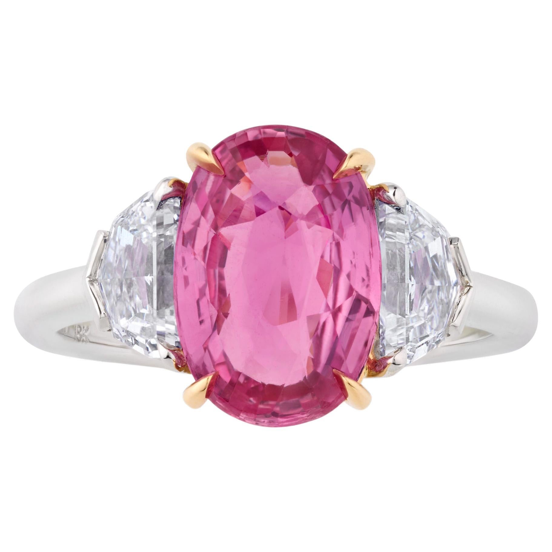 Padparadscha Sapphire Ring, 3.08 Carats For Sale