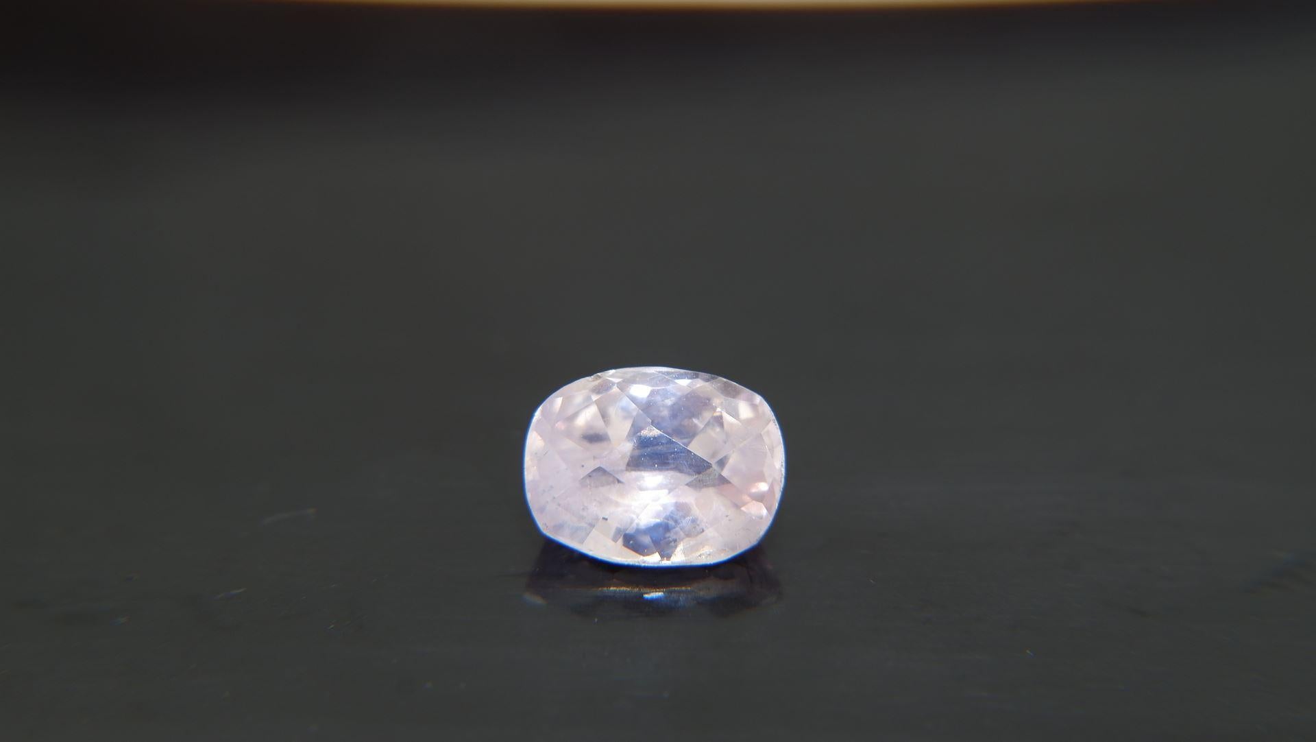 1.31 ct Padparadscha Sapphire, Unheated, Premium GIA For Sale 4