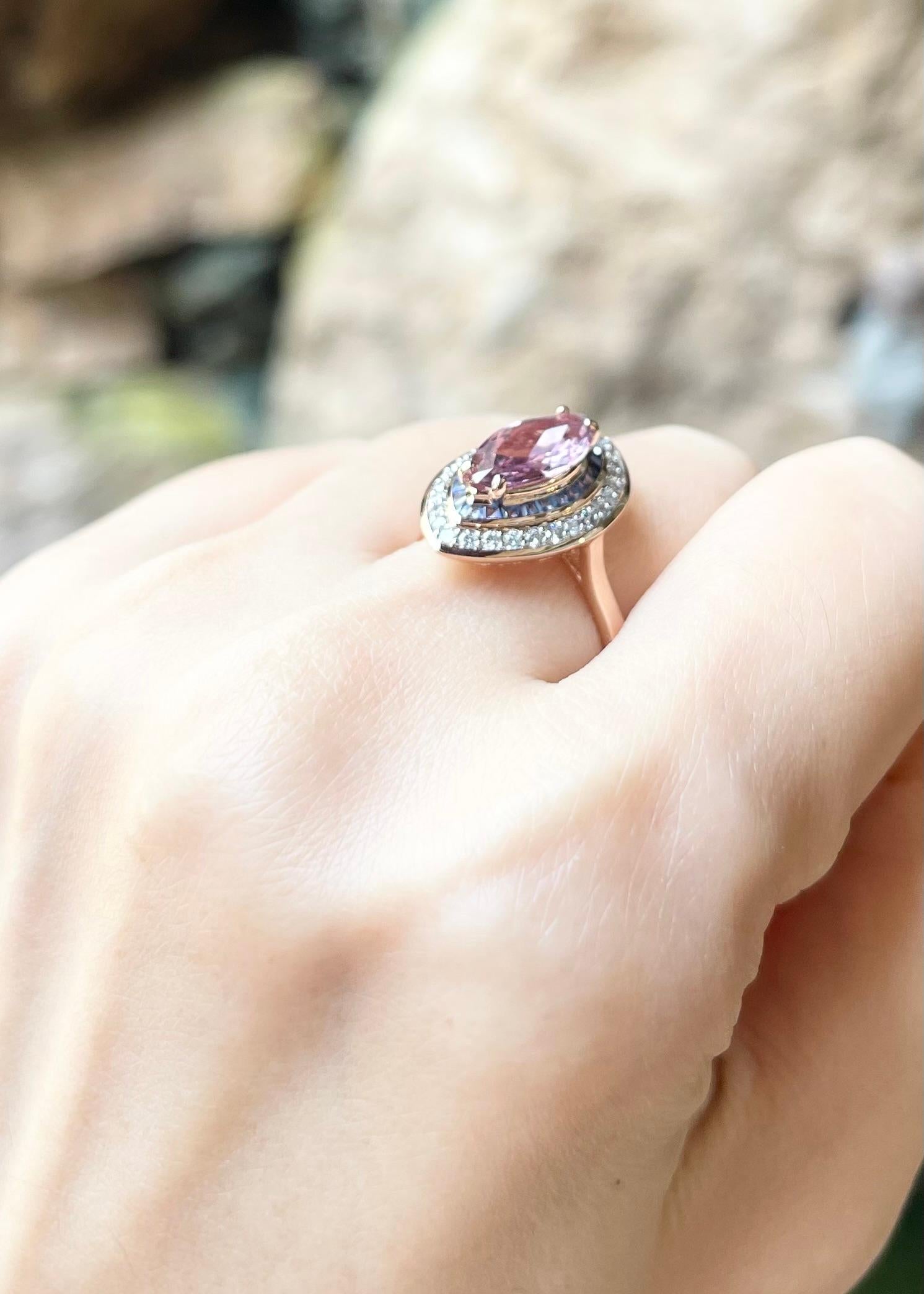 Bague Padparadscha avec saphir bleu et diamant en or rose 18 carats Pour femmes en vente