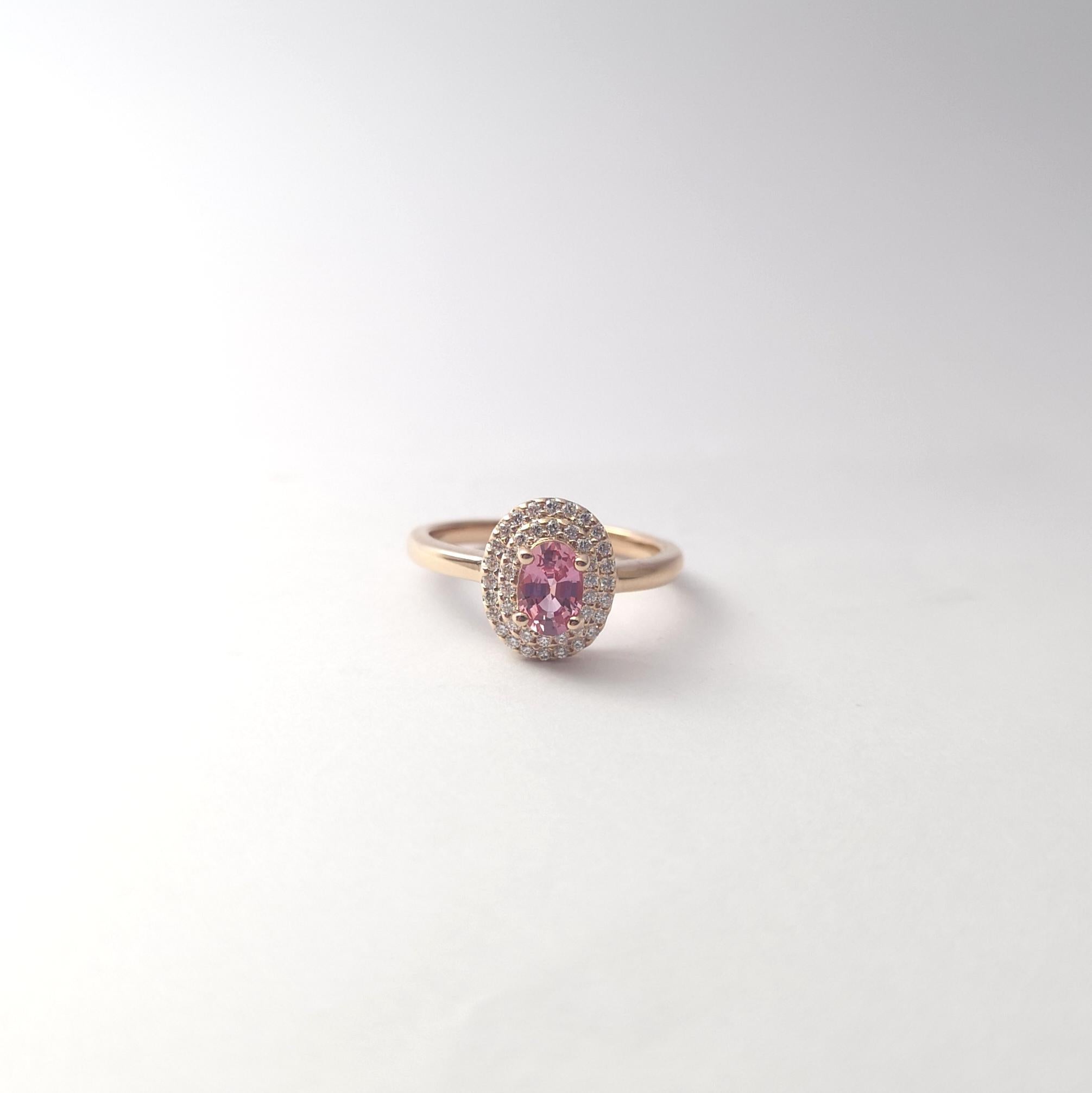 Padparadscha with Diamond Ring set in 18K Rose Gold Settings For Sale 4