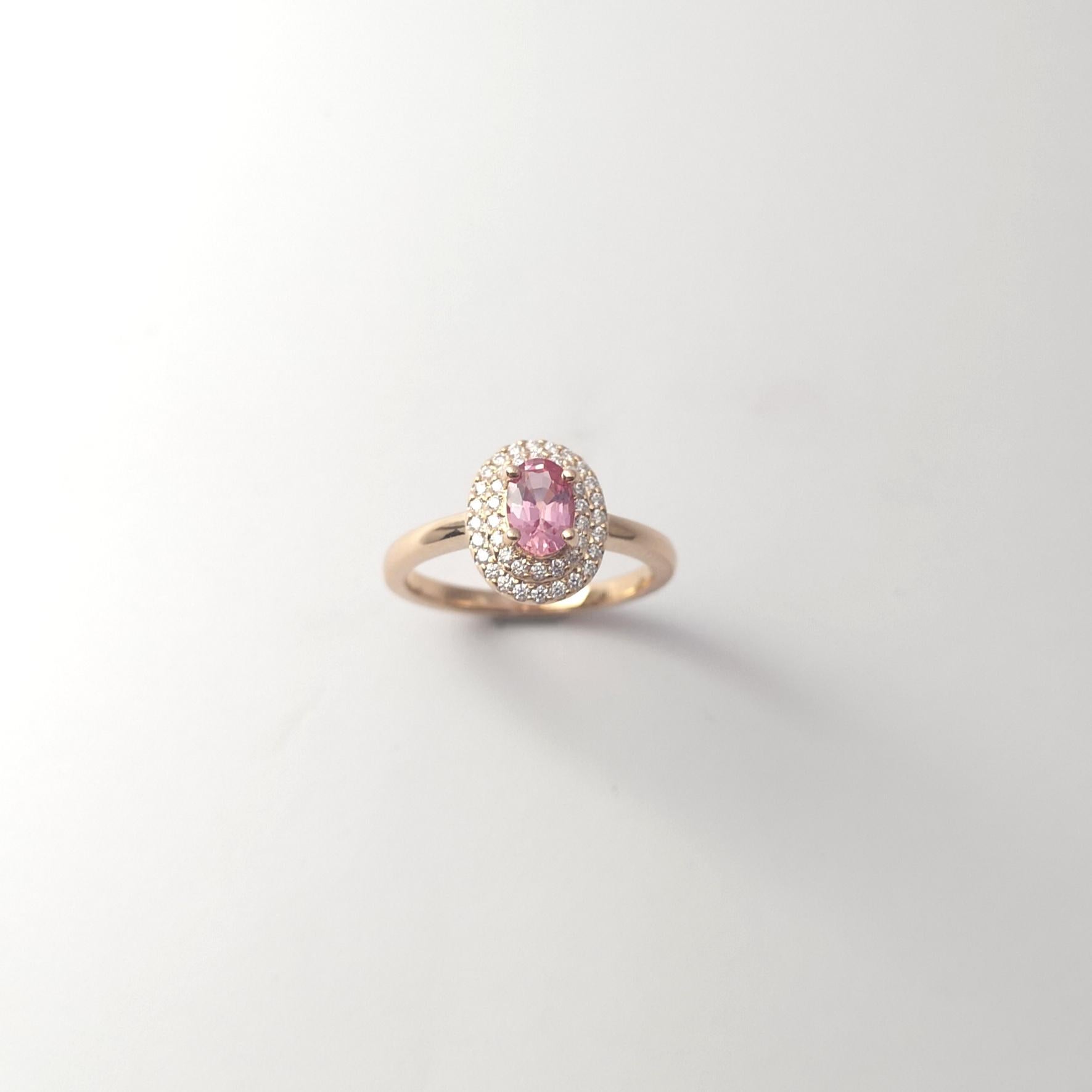 Padparadscha with Diamond Ring set in 18K Rose Gold Settings For Sale 7