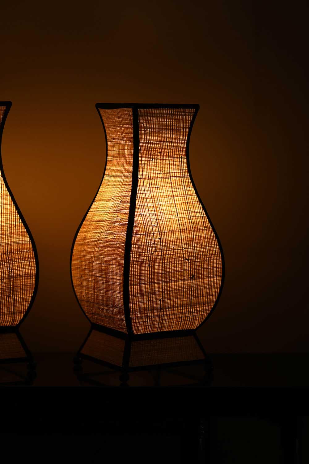 Italian Pagoda Lamp in straw - Molto Editions (small size) For Sale
