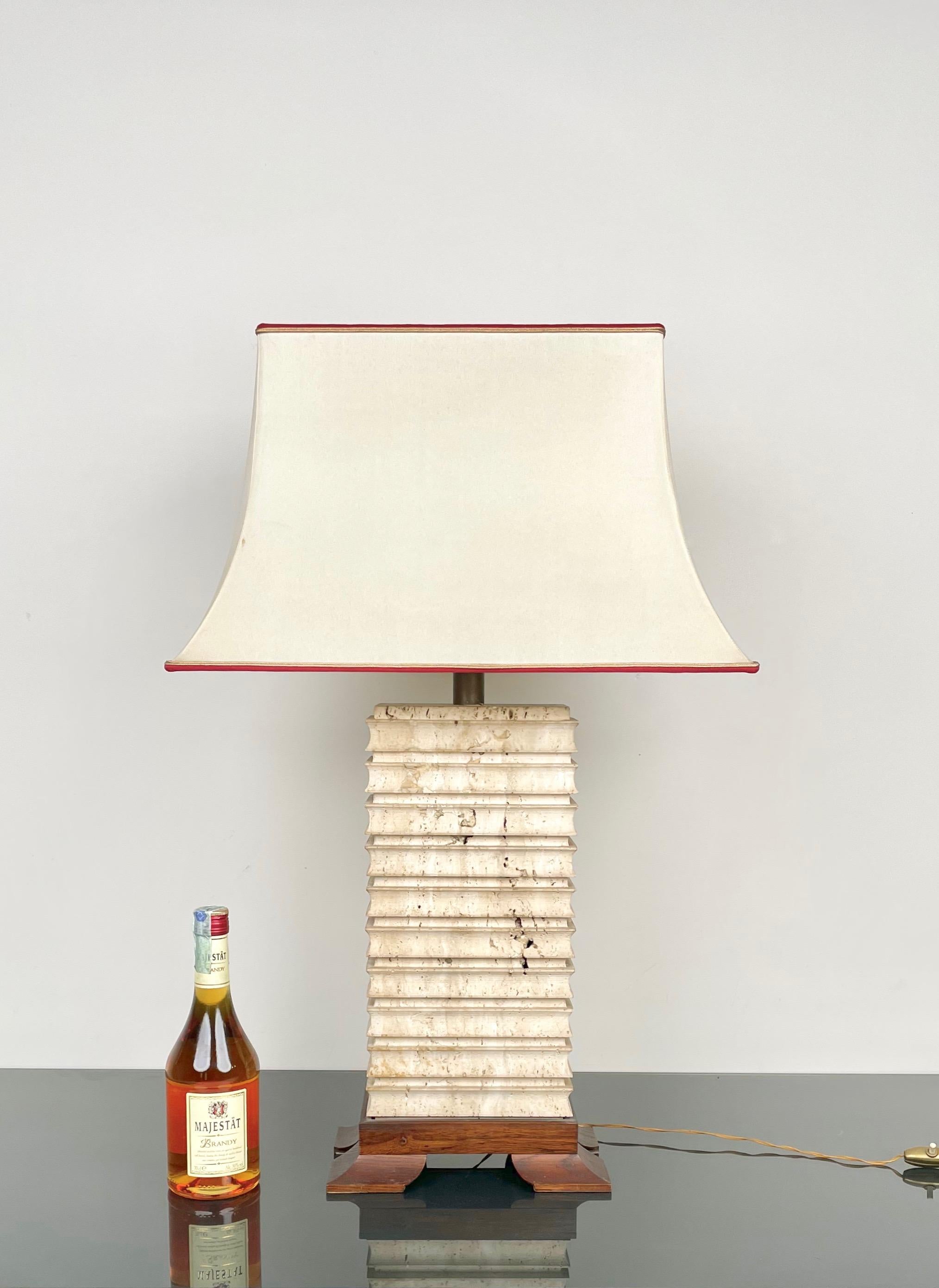 Pagoda Table Lamp in Travertine, Wood and Brass, Italy 1970s For Sale 2