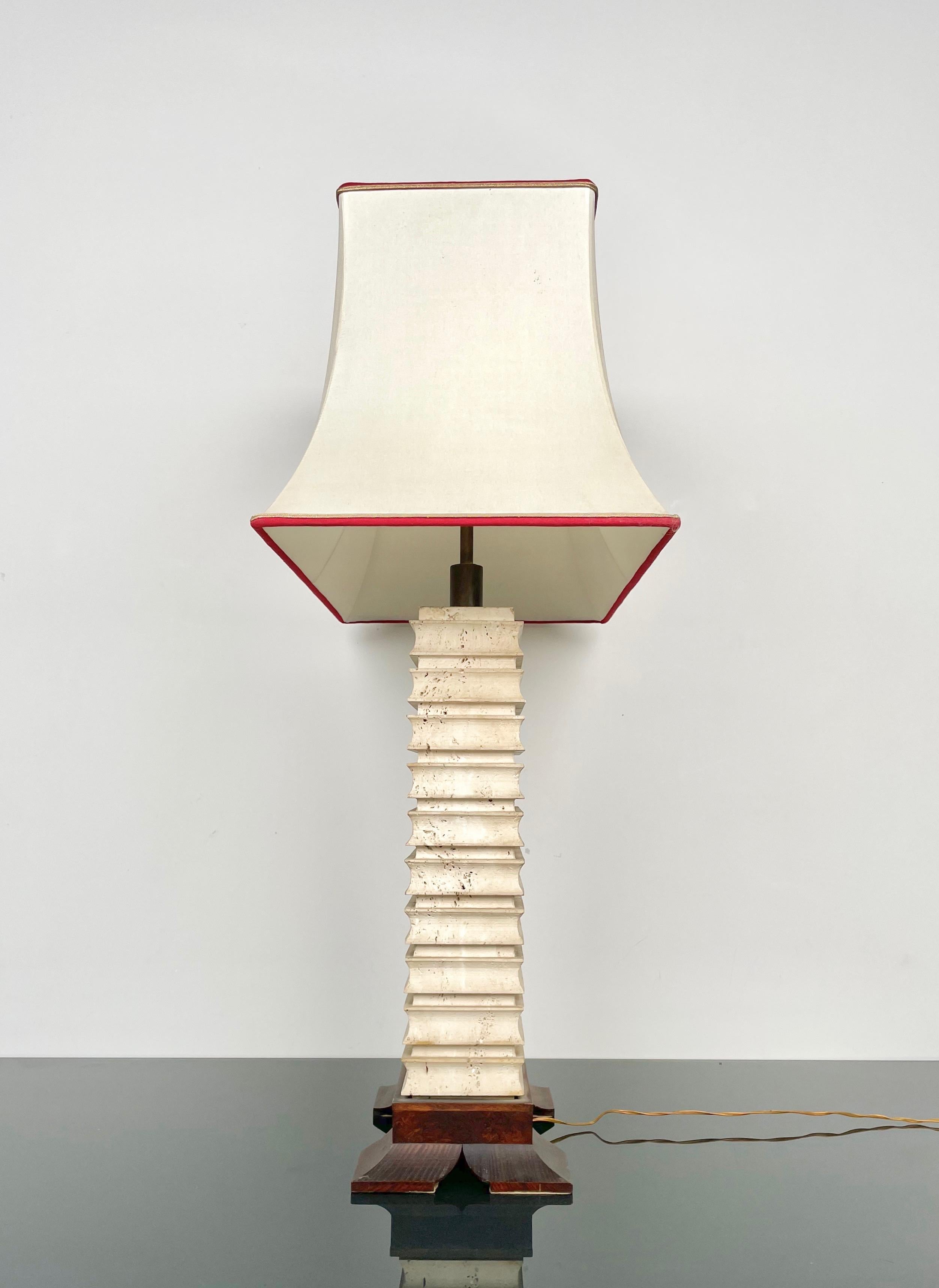 Pagoda Table Lamp in Travertine, Wood and Brass, Italy 1970s For Sale 3