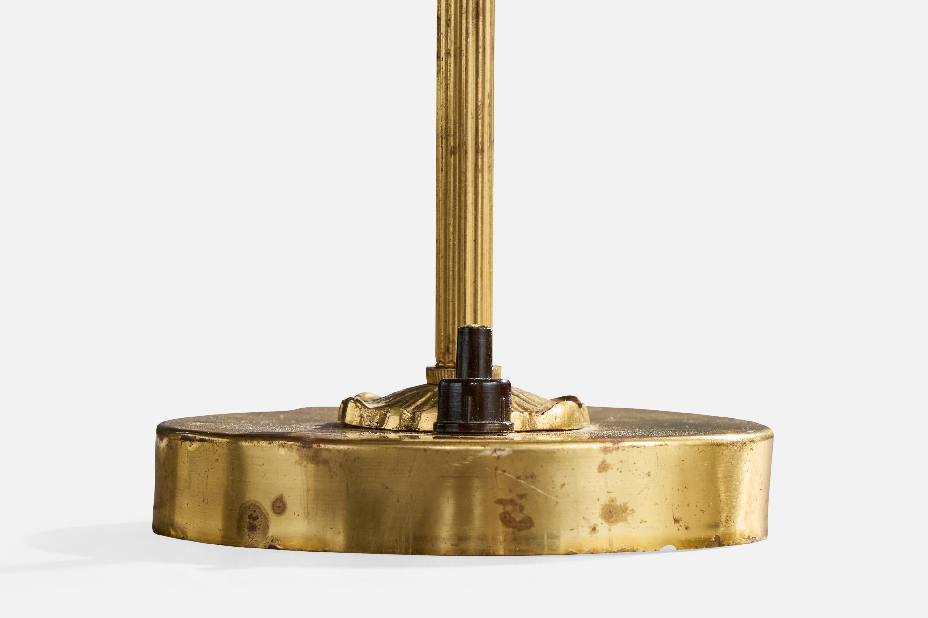 Pago, Lampada da tavolo, Ottone, Oak, Fabrice, Svezia, anni '40 in vendita 4