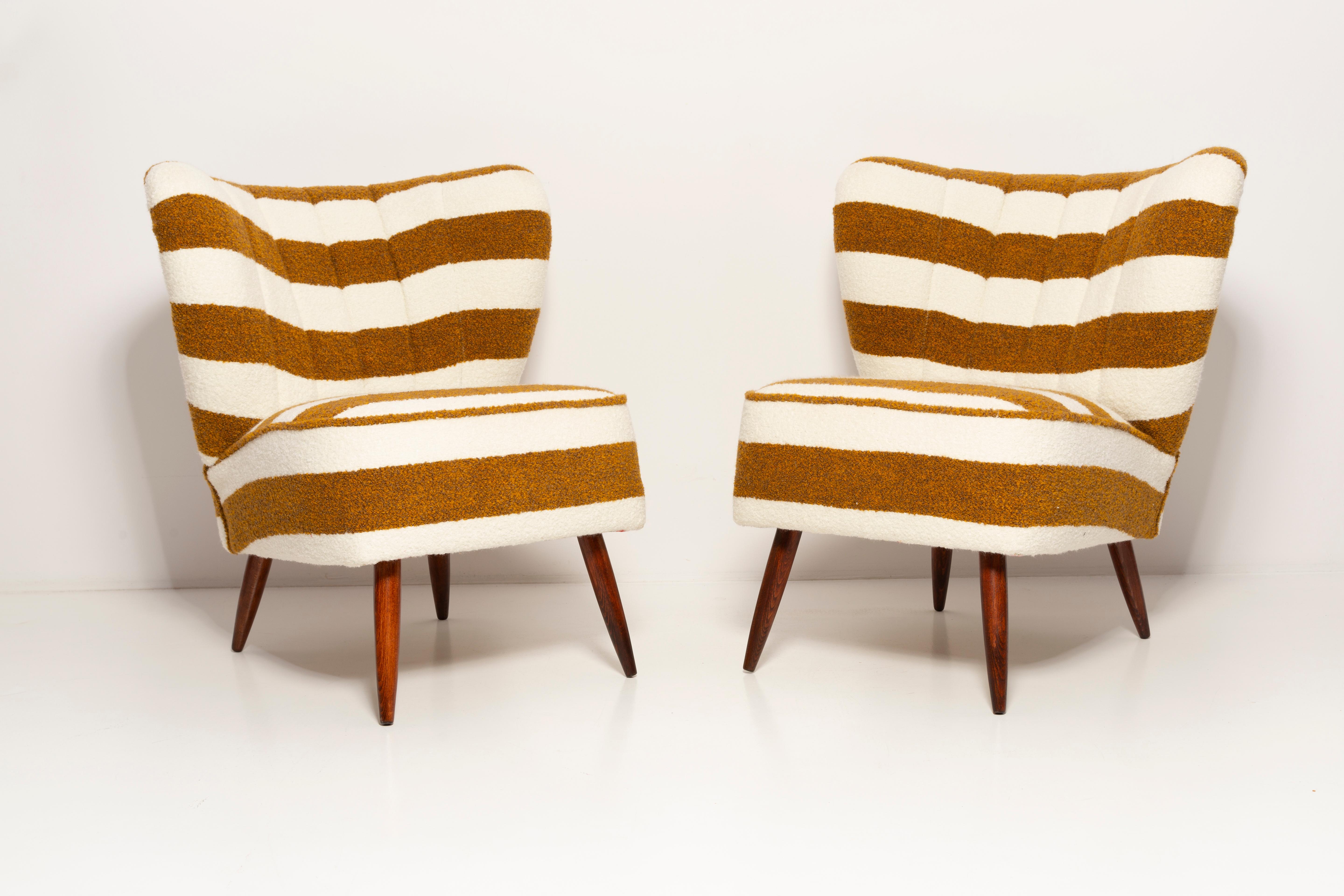 German Pai of Mid Century White and Mustard Boucle Club Armchairs, Europe, 1960s For Sale