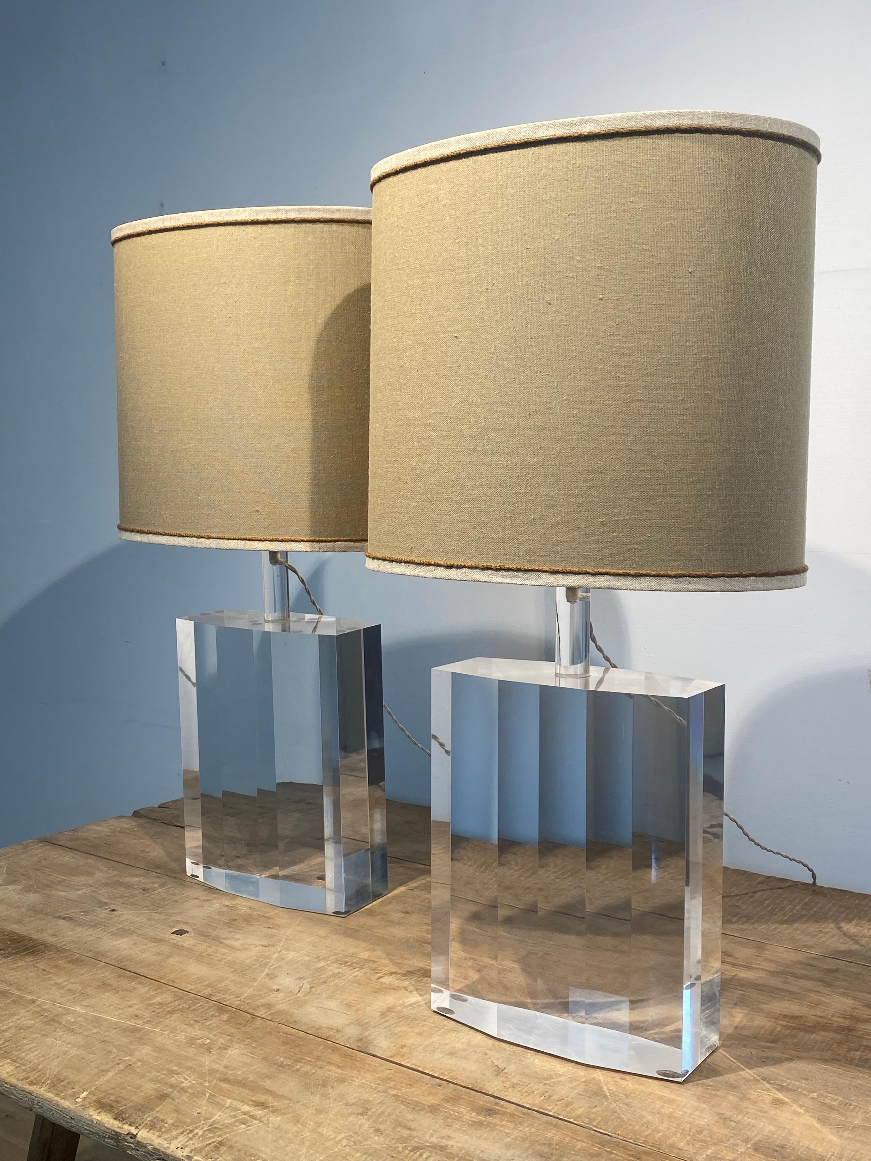 Late 20th Century Paid of Vintage Plexi table Lamps For Sale