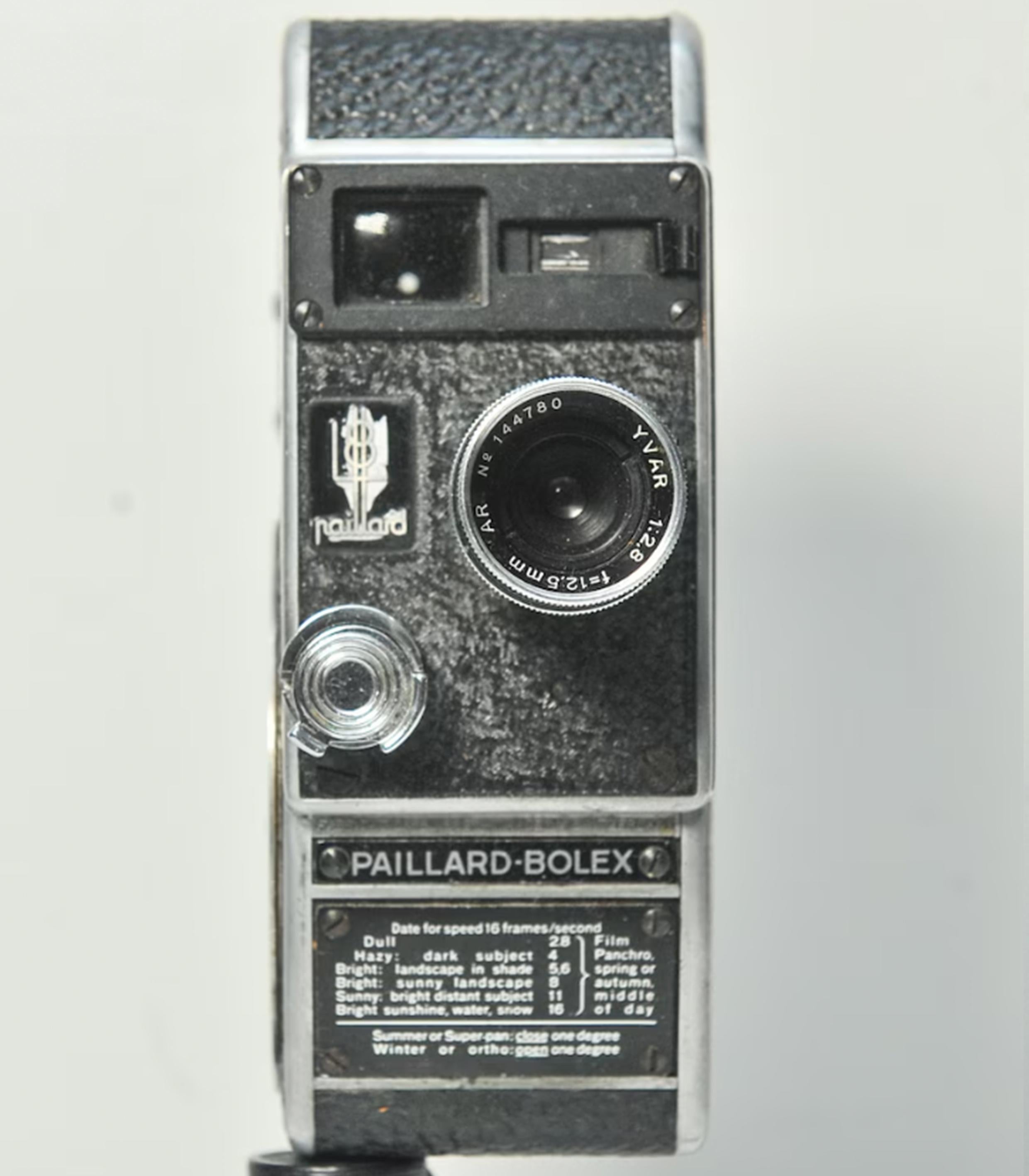 Paillard-Bolex L8 Cámara mecánica de 8 mm de cuerda con objetivo fijo Yvar de 12,5 mm F2,8 en Bueno estado para la venta en Reading, Berkshire