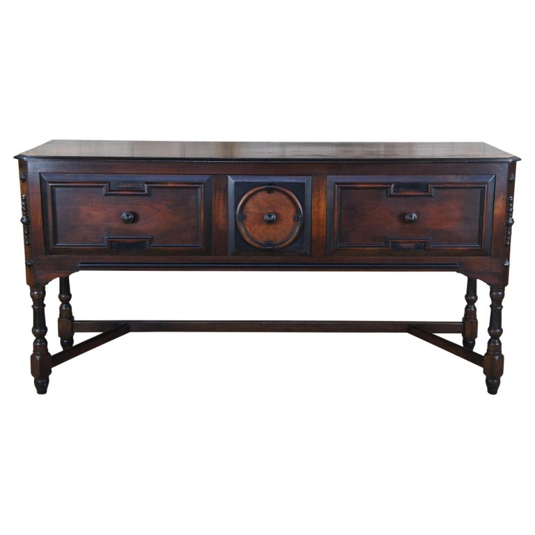Paine Furniture Victorian Revival Buffet Serveur Sideboard Console en