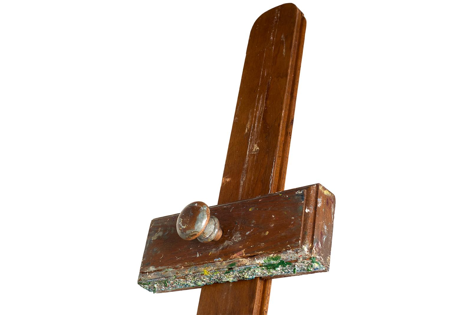 Paint Coated 19th C Easel on Wheel with Cranking Mechanism For Sale 1