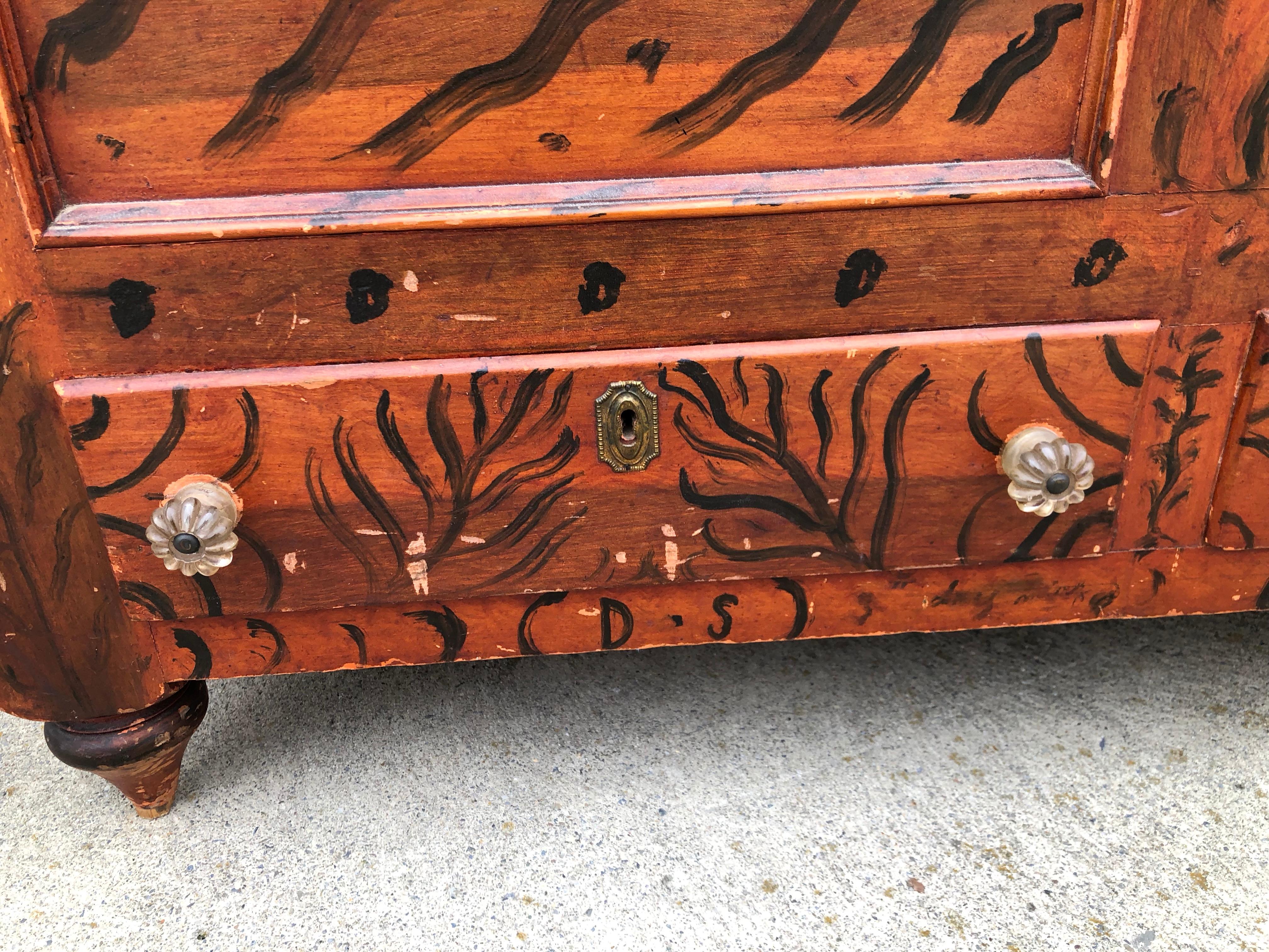 Paint-Decorated Blanket Chest Unusual Free Hand-Painted, Oley Pennsylvania For Sale 1