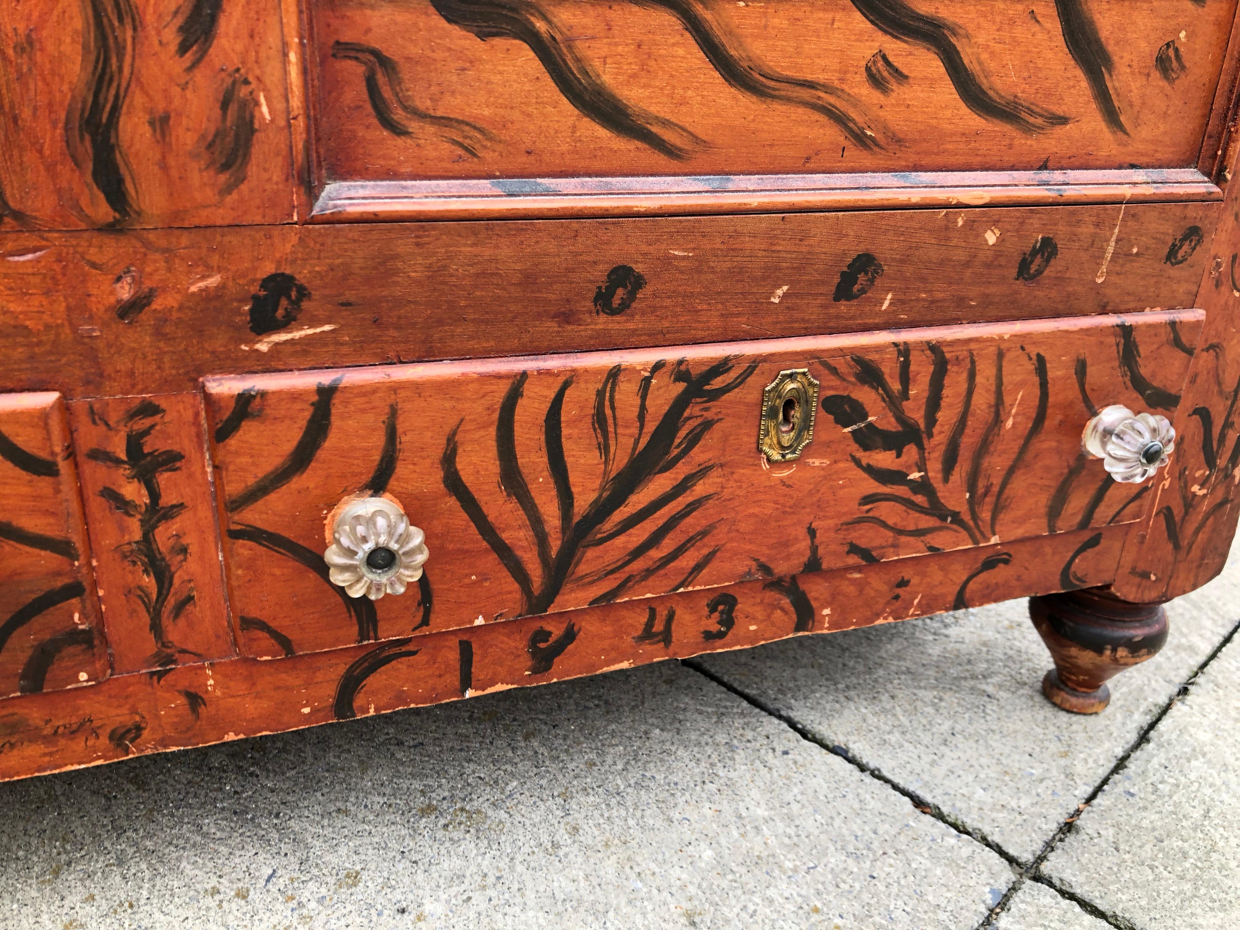 Paint-Decorated Blanket Chest Unusual Free Hand-Painted, Oley Pennsylvania For Sale 2