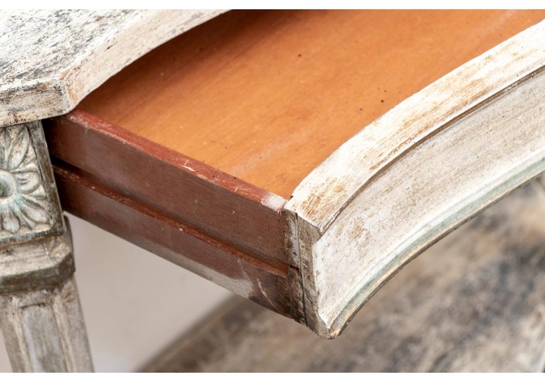Mesa Consola Decorada con Pintura en Estilo Luis XVI en venta 1