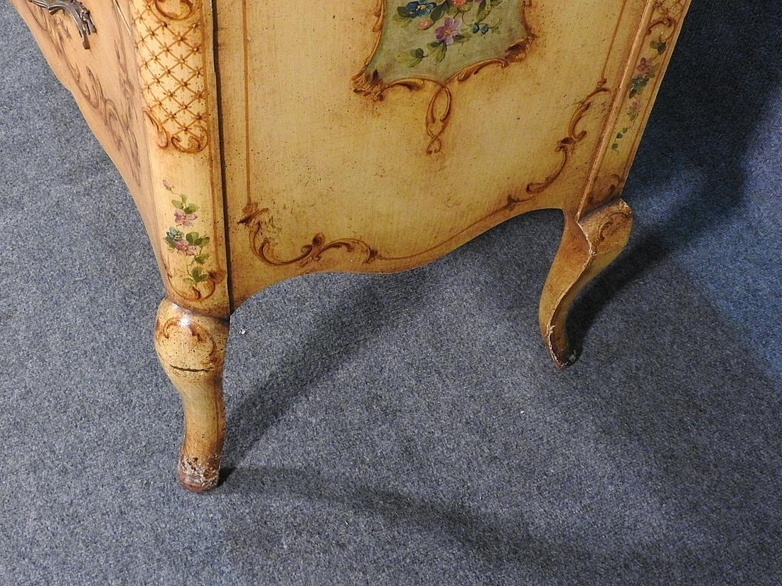 Paint Decorated French Louis XV Commode Dresser Buffet Server, circa 1920 4