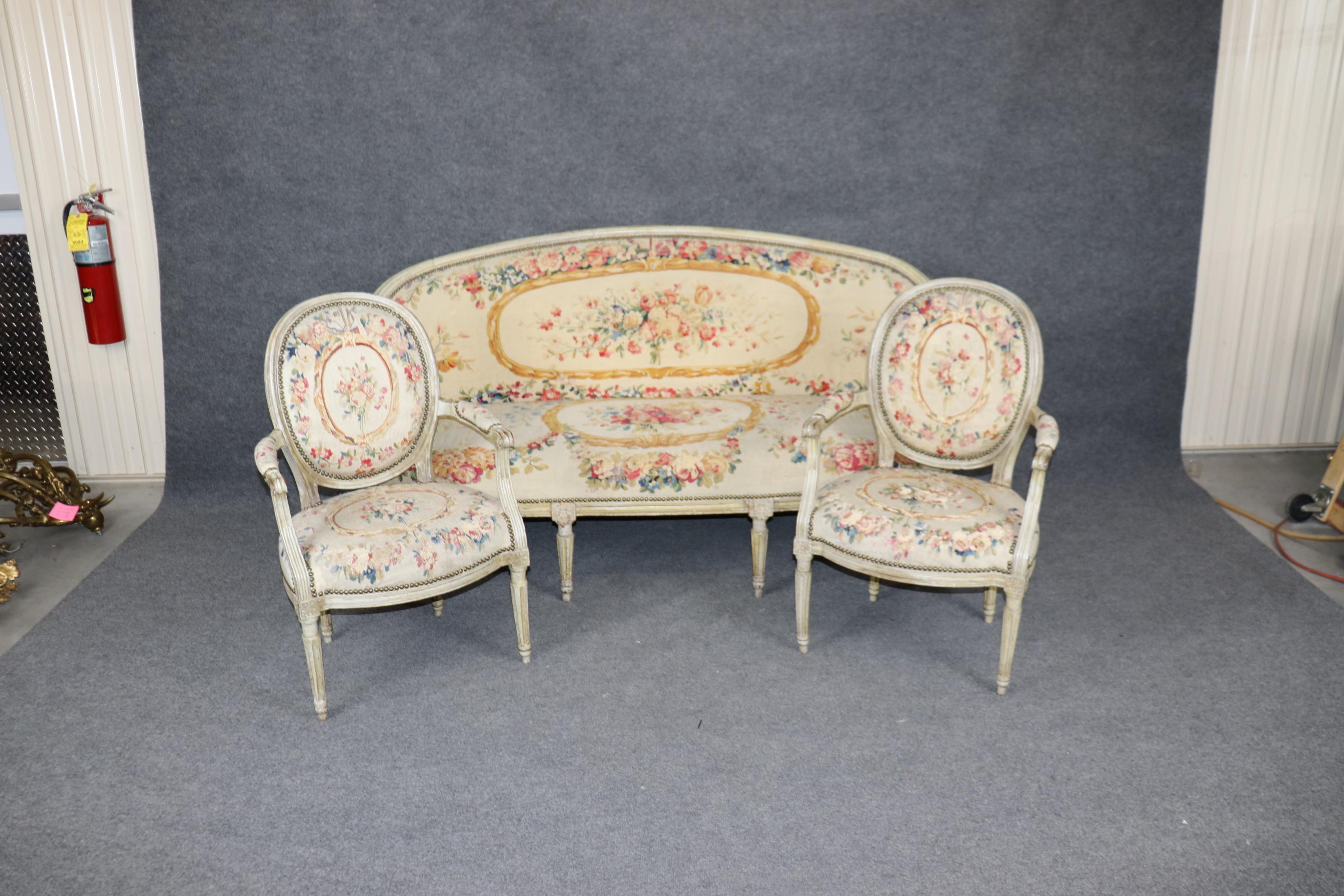 Paint Decorated French Louis XVI Tapestry Upholstered French Salon Set For Sale 1