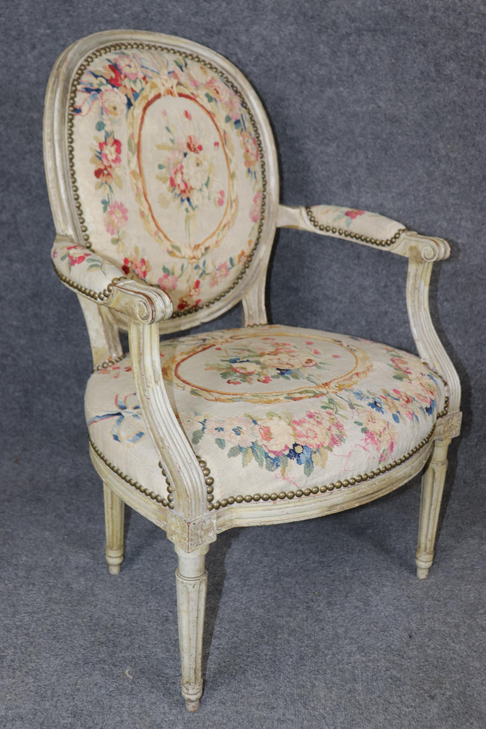 Paint Decorated French Louis XVI Tapestry Upholstered French Salon Set For Sale 5