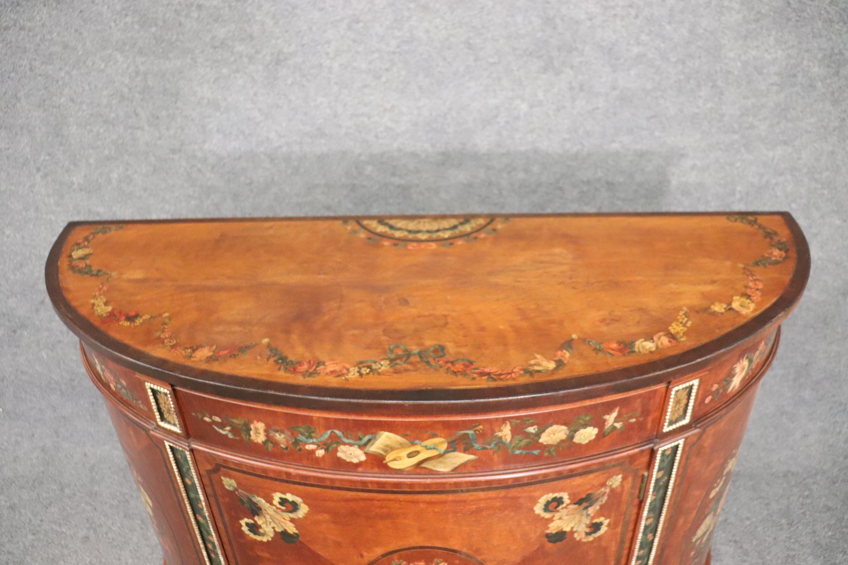 Paint Decorated Satinwood English Adams Style English Commode circa 1900 For Sale 5