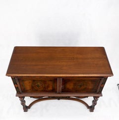 Paint dekoriert zwei Tür Jacobean Style gedrehten Beinen Bahre Basis Server Mint!