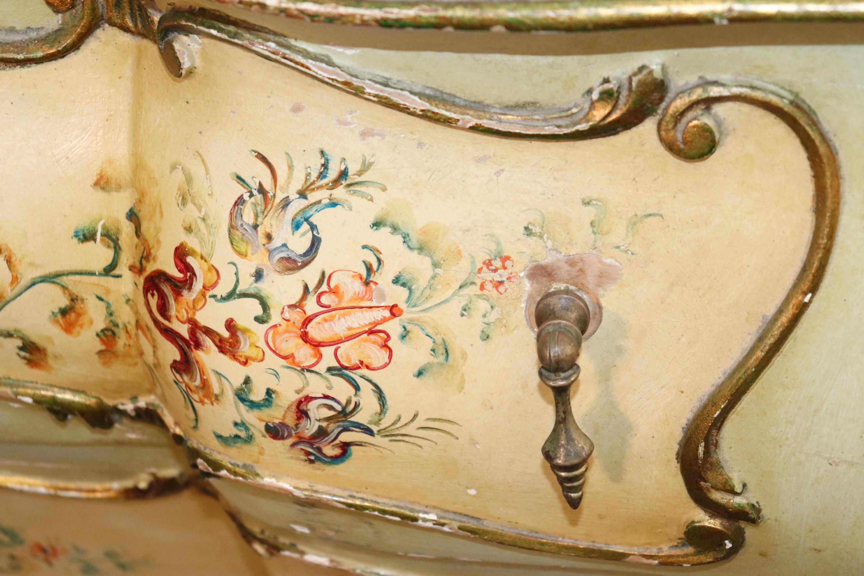 Paint Decorated Venetian Bombe Rococo Commode, Circa 1920s 8