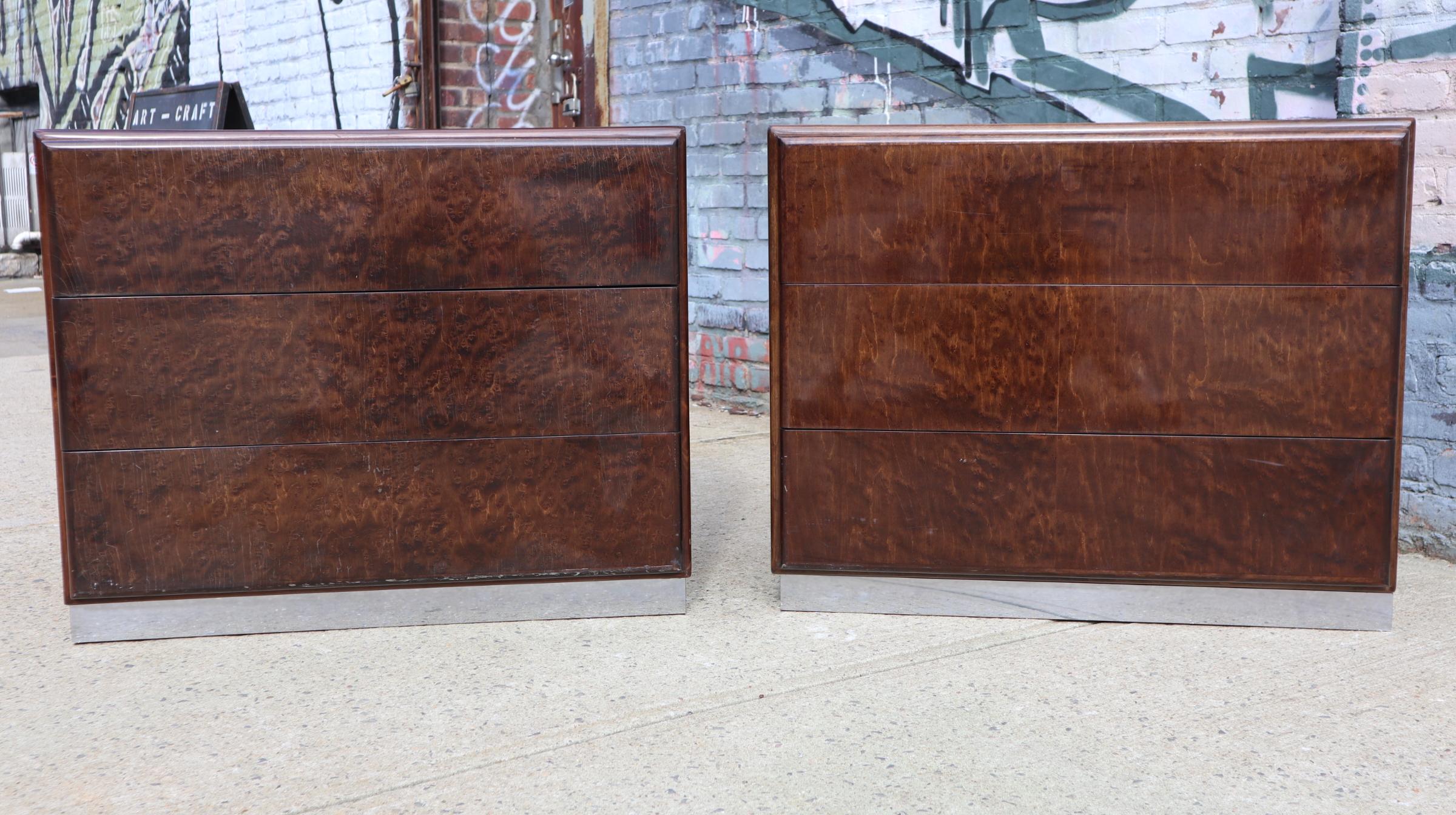 Mid-Century Modern Pair of Matching Milo Baughman Burl Wood Dressers for Thayer Coggin