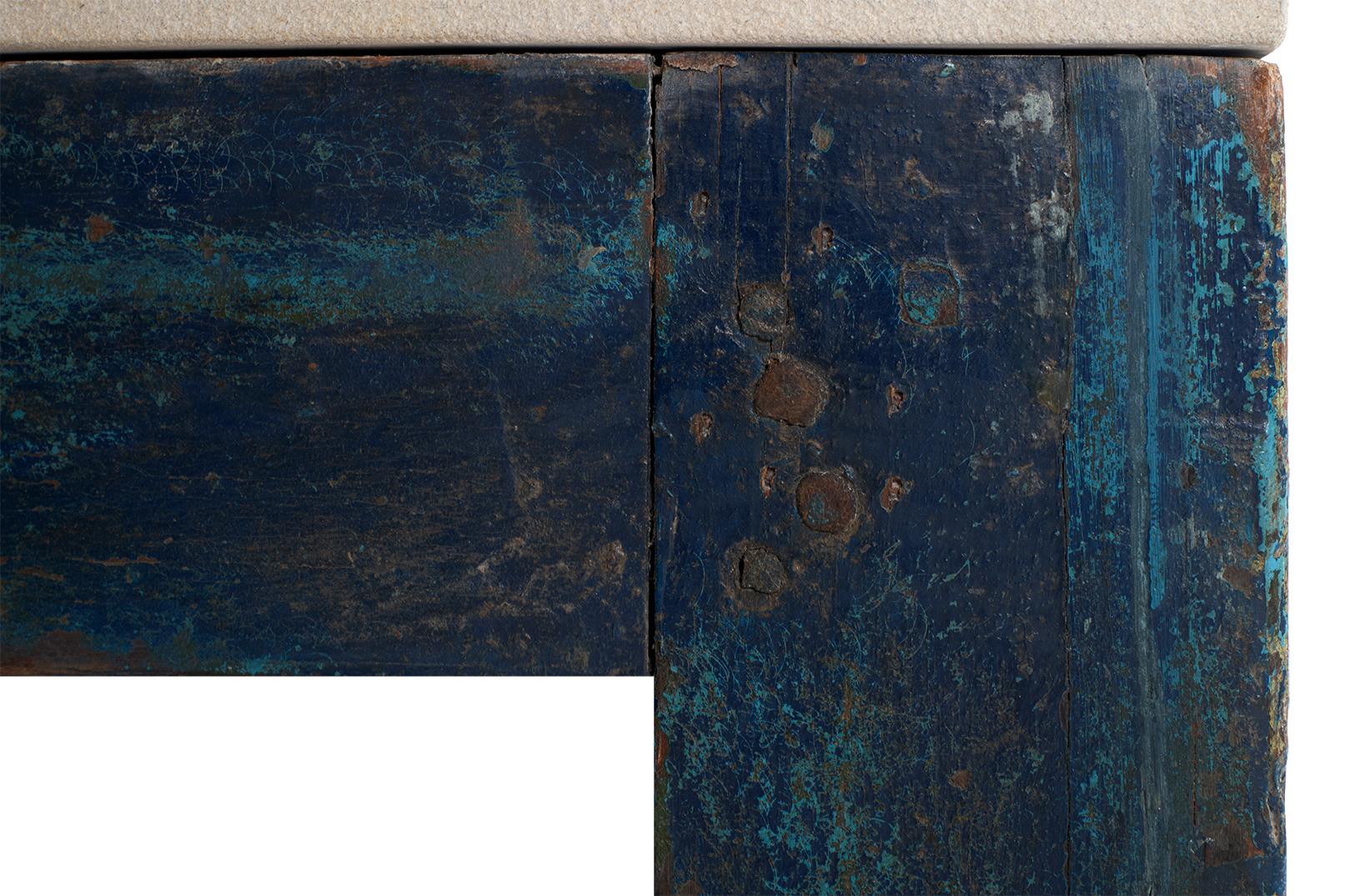 Calcaire Peinture d'une table d'atelier Patina en guise de café en vente