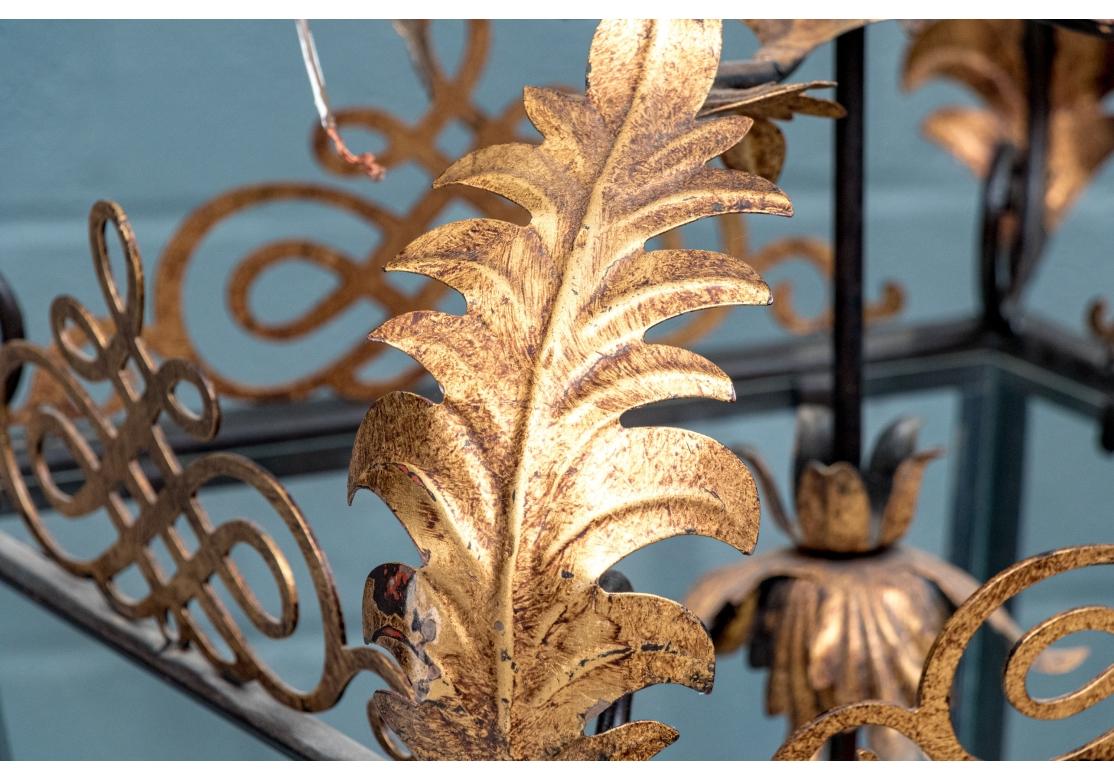 Lámpara de salón pintada y decorada con pan de oro Regencia de Hollywood en venta