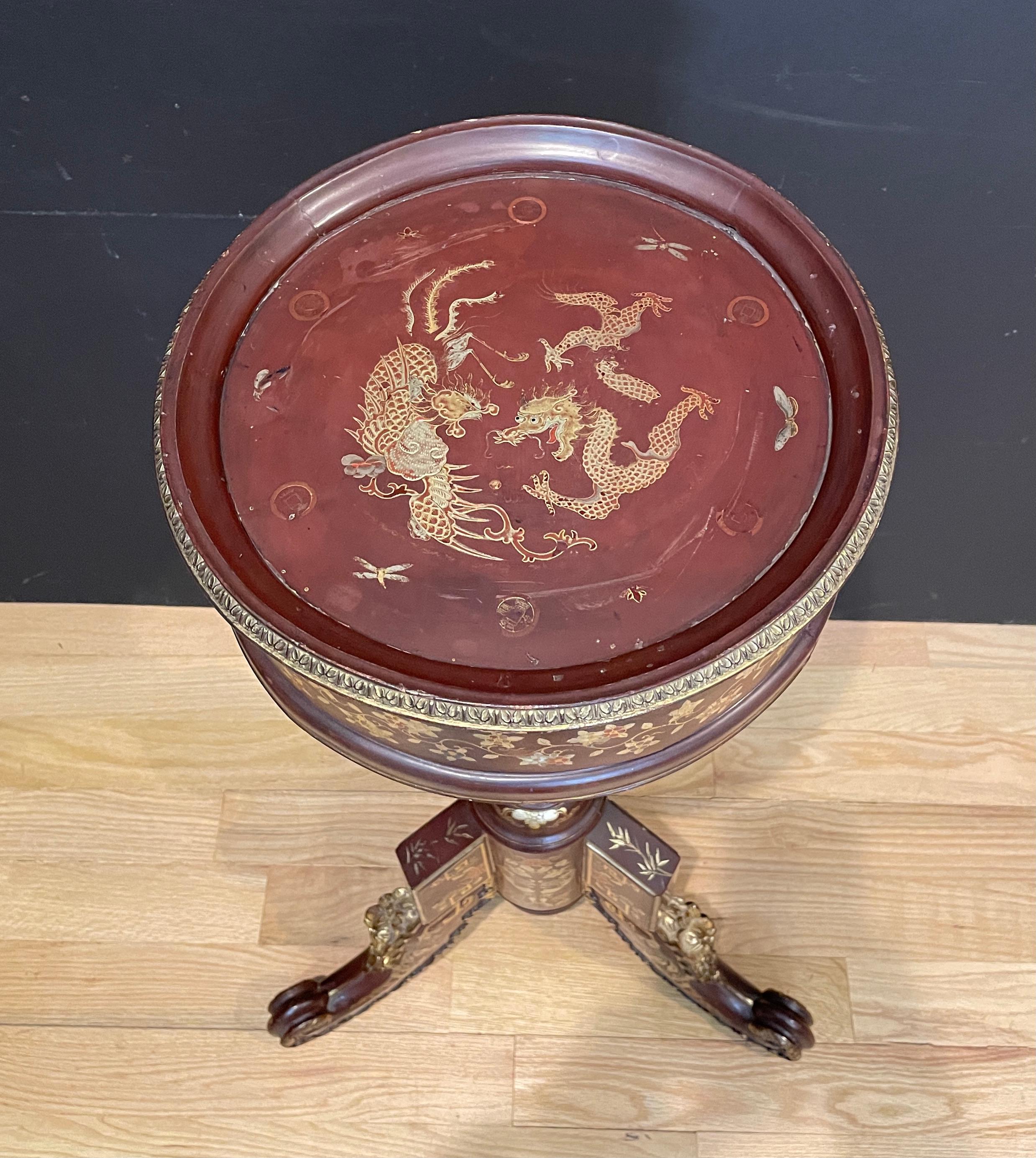 French Red Painted and Gilt Plant Stand With Asian Influence For Sale