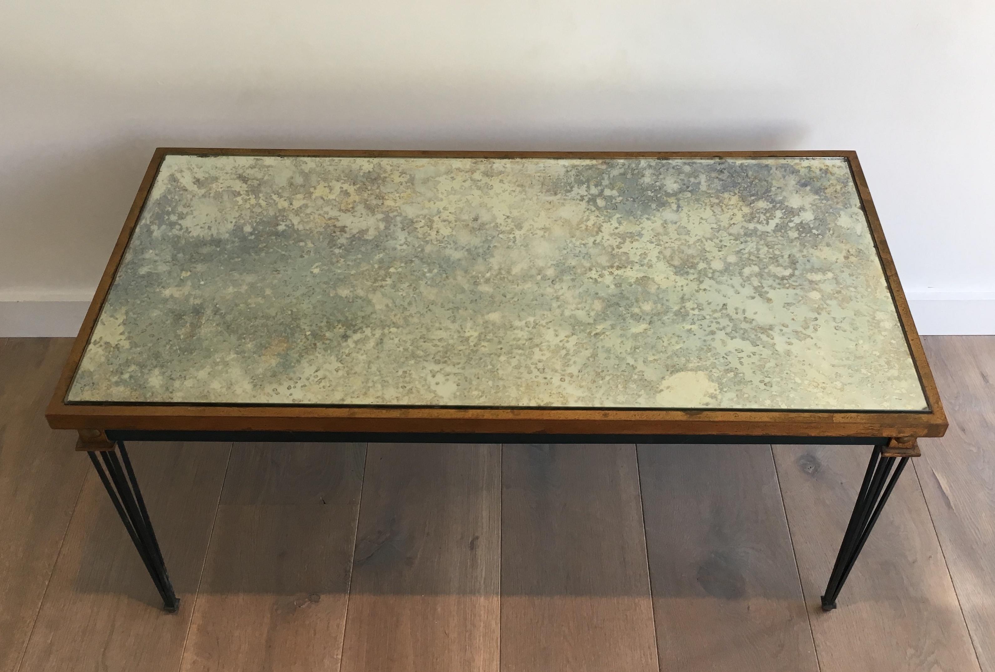 Painted and Gilt Steel Coffee Table in the Style of Jacques Quinet In Good Condition For Sale In Marcq-en-Barœul, Hauts-de-France