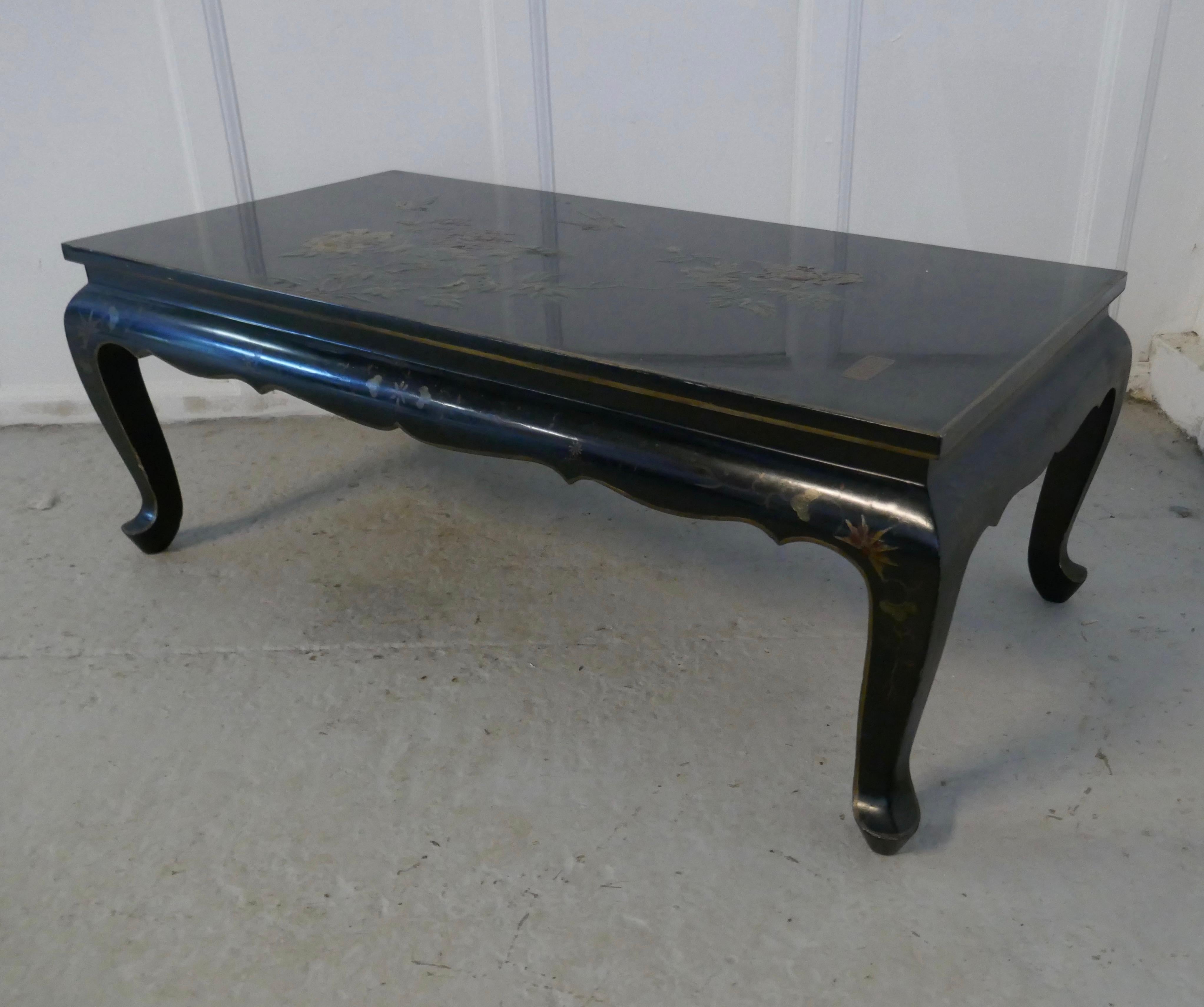 Anglo-Japanese Painted and Lacquered Chinoiserie Coffee Table