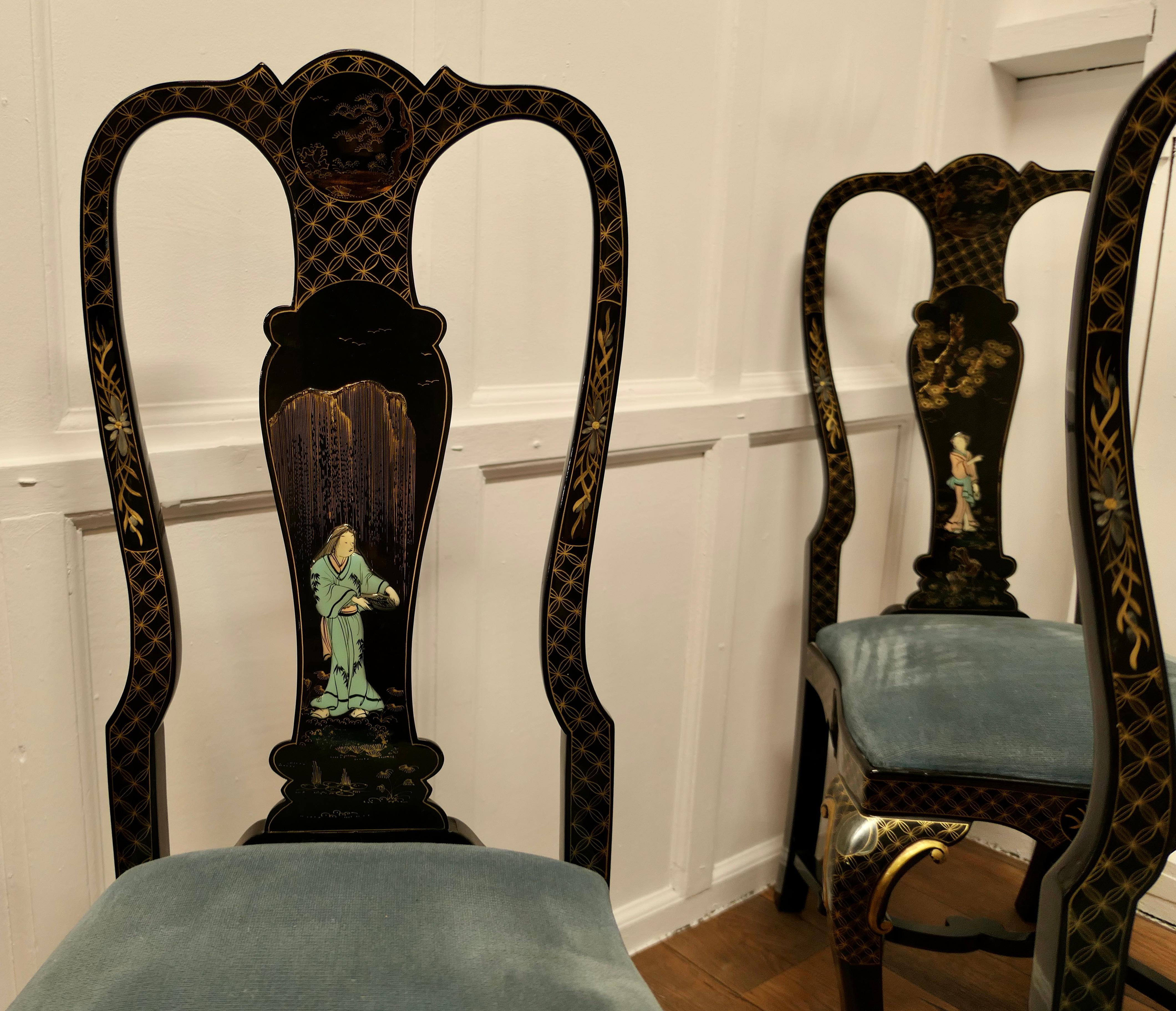 Mid-20th Century Painted and Lacquered Chinoiserie Dining Chairs a Lovely Looking Set of Four  For Sale