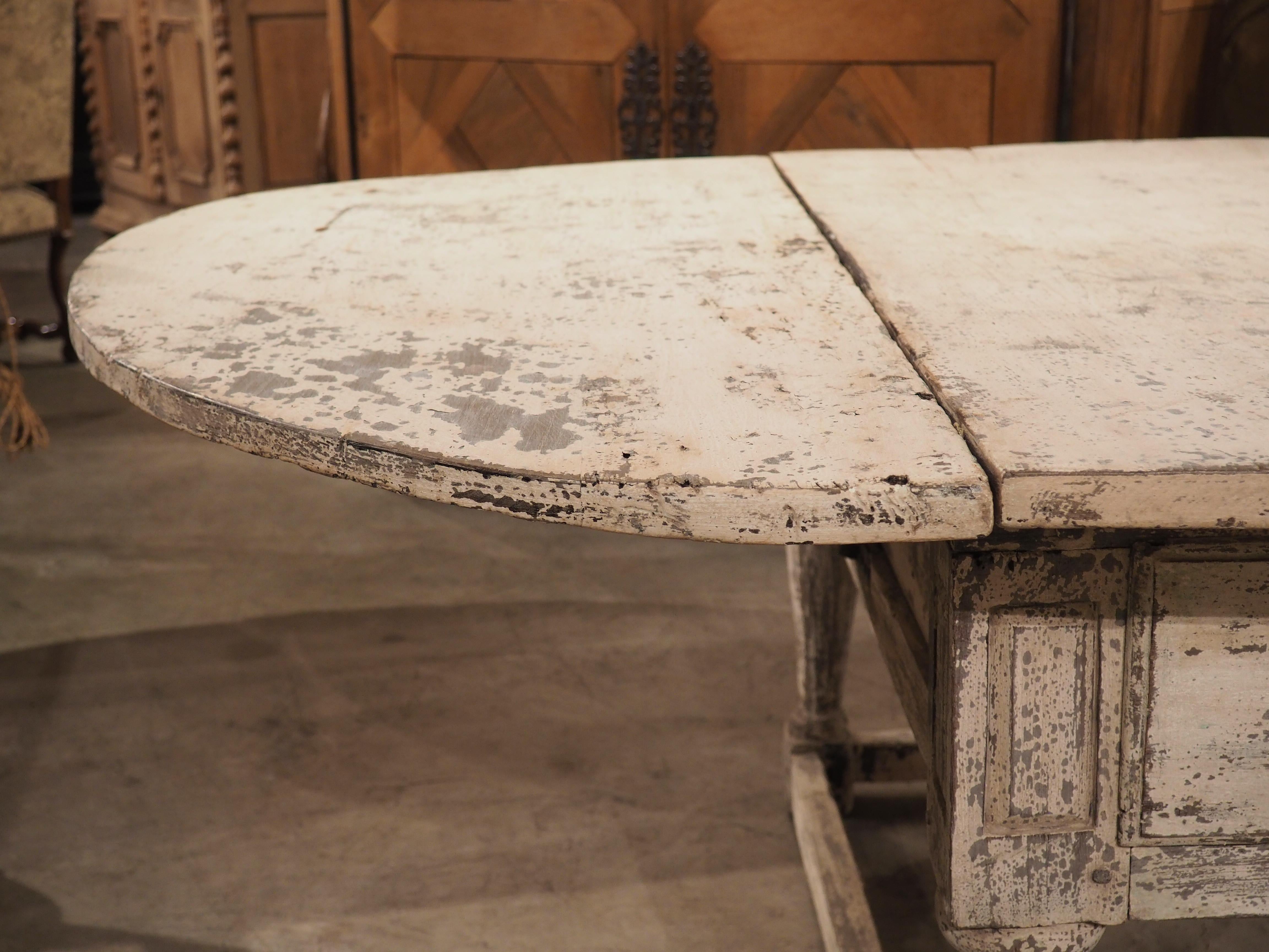 18th Century and Earlier Painted Antique Drop-Leaf Oak Table from Italy, 17th Century