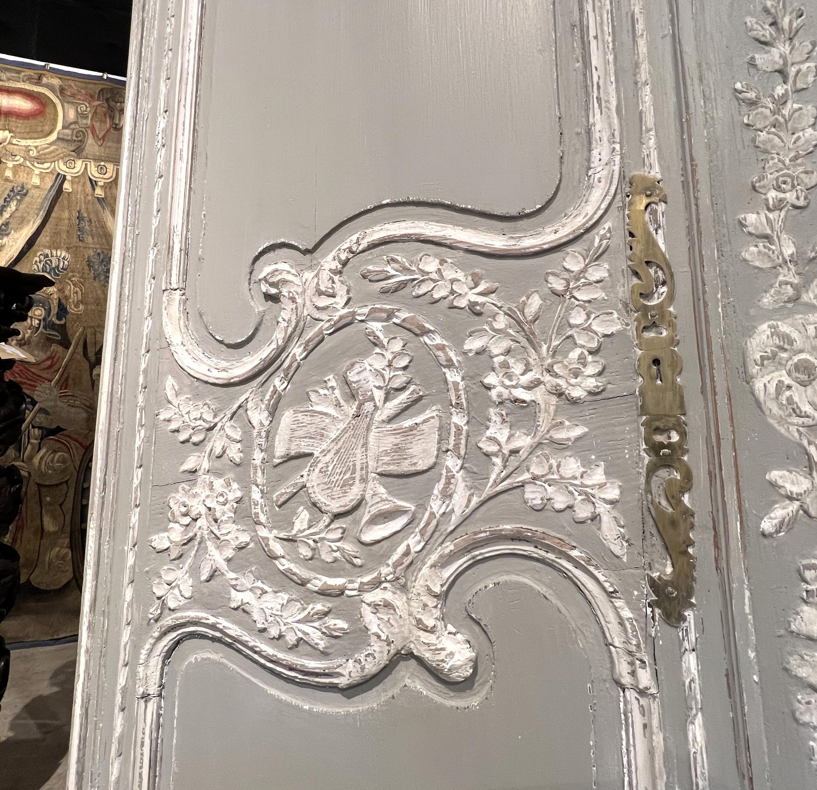 Armoire de Fécamp in Oak francese antico e dipinto, XIX secolo in vendita 11