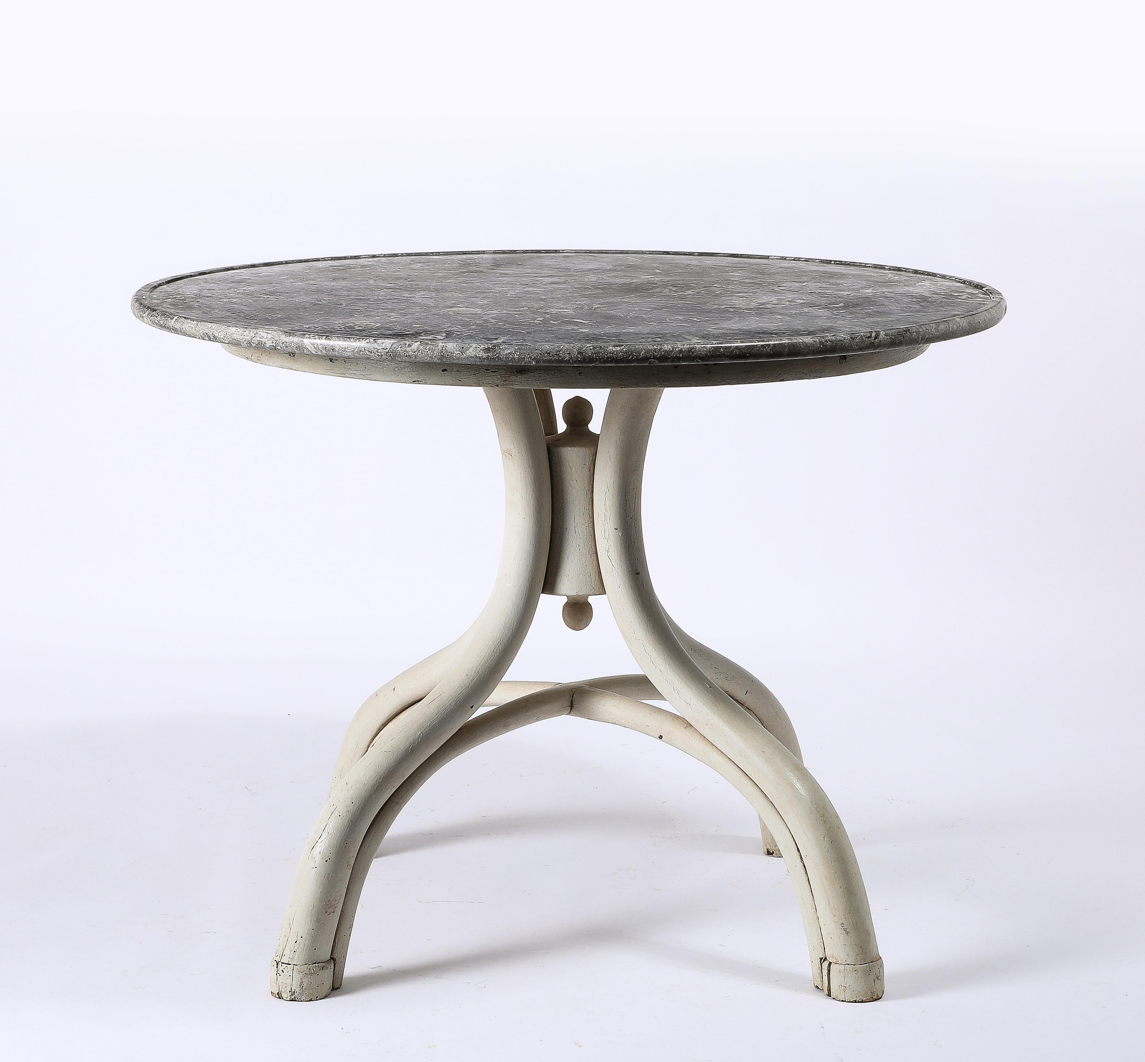 Tavolo da centro in bengala dipinto con piano in marmo scuro di Thonet, Austria, anni '40 in vendita 4