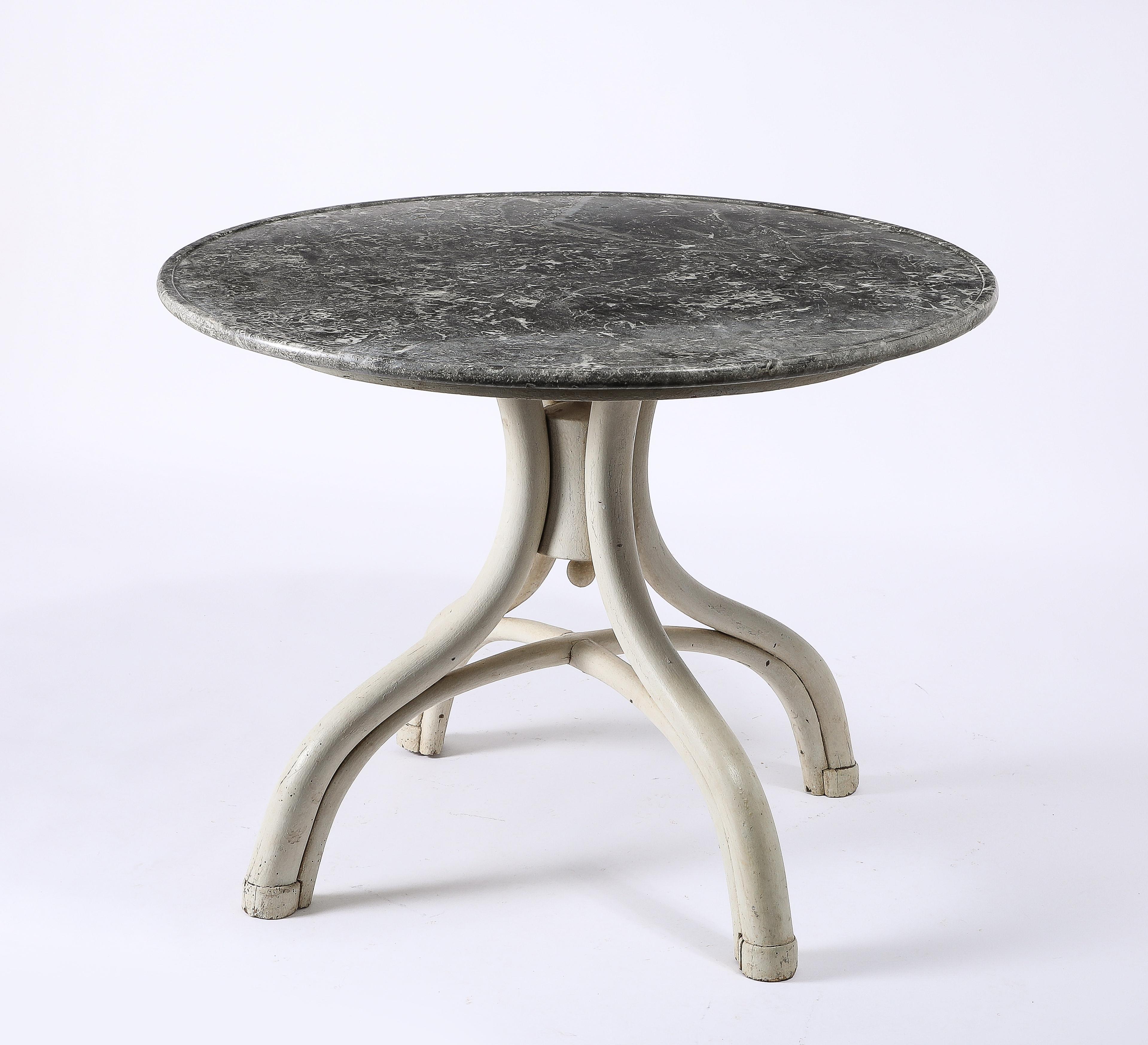 Tavolo da centro in bengala dipinto con piano in marmo scuro di Thonet, Austria, anni '40 in vendita 5