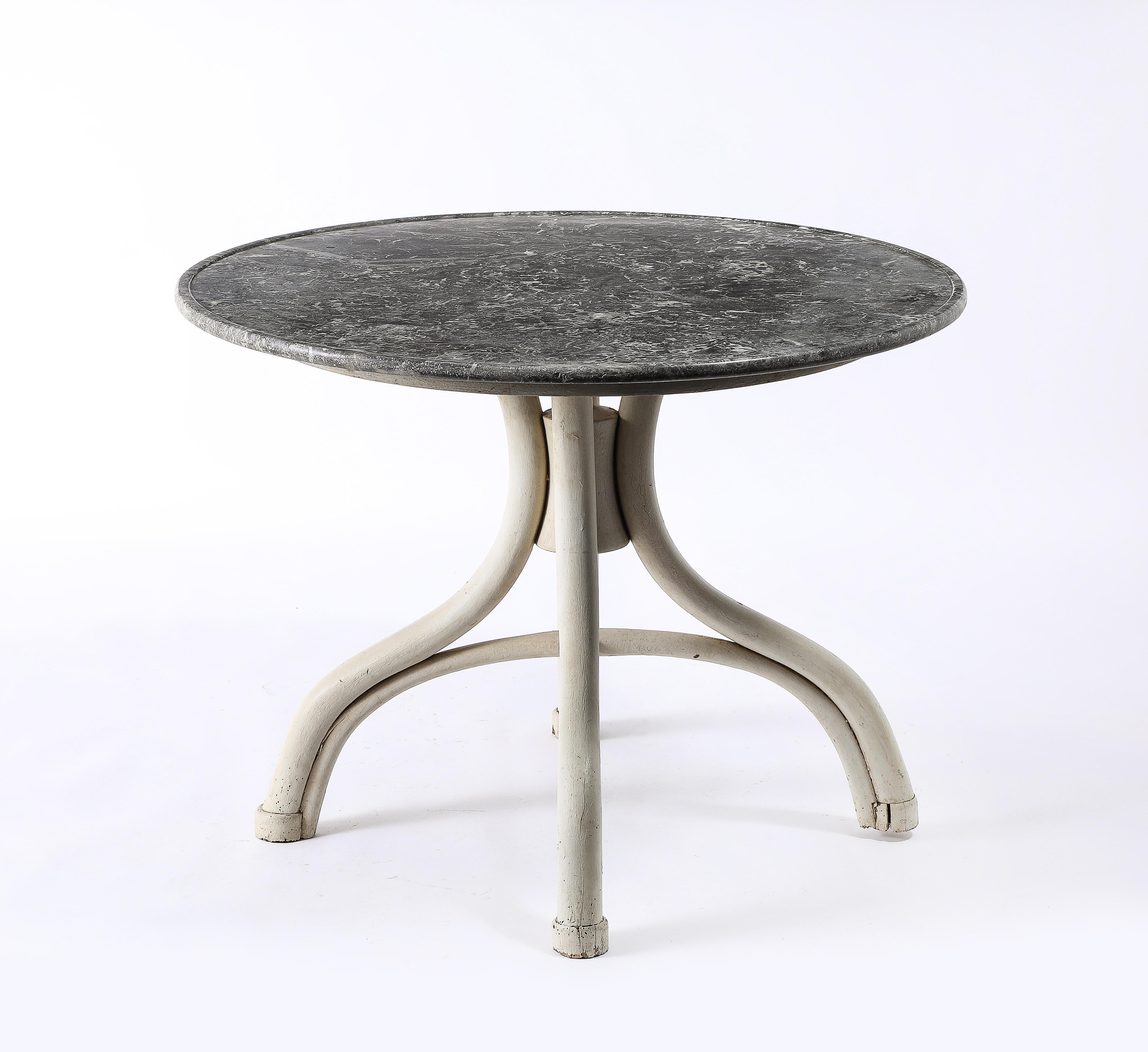 Tavolo da centro in bengala dipinto con piano in marmo scuro di Thonet, Austria, anni '40 in vendita 7