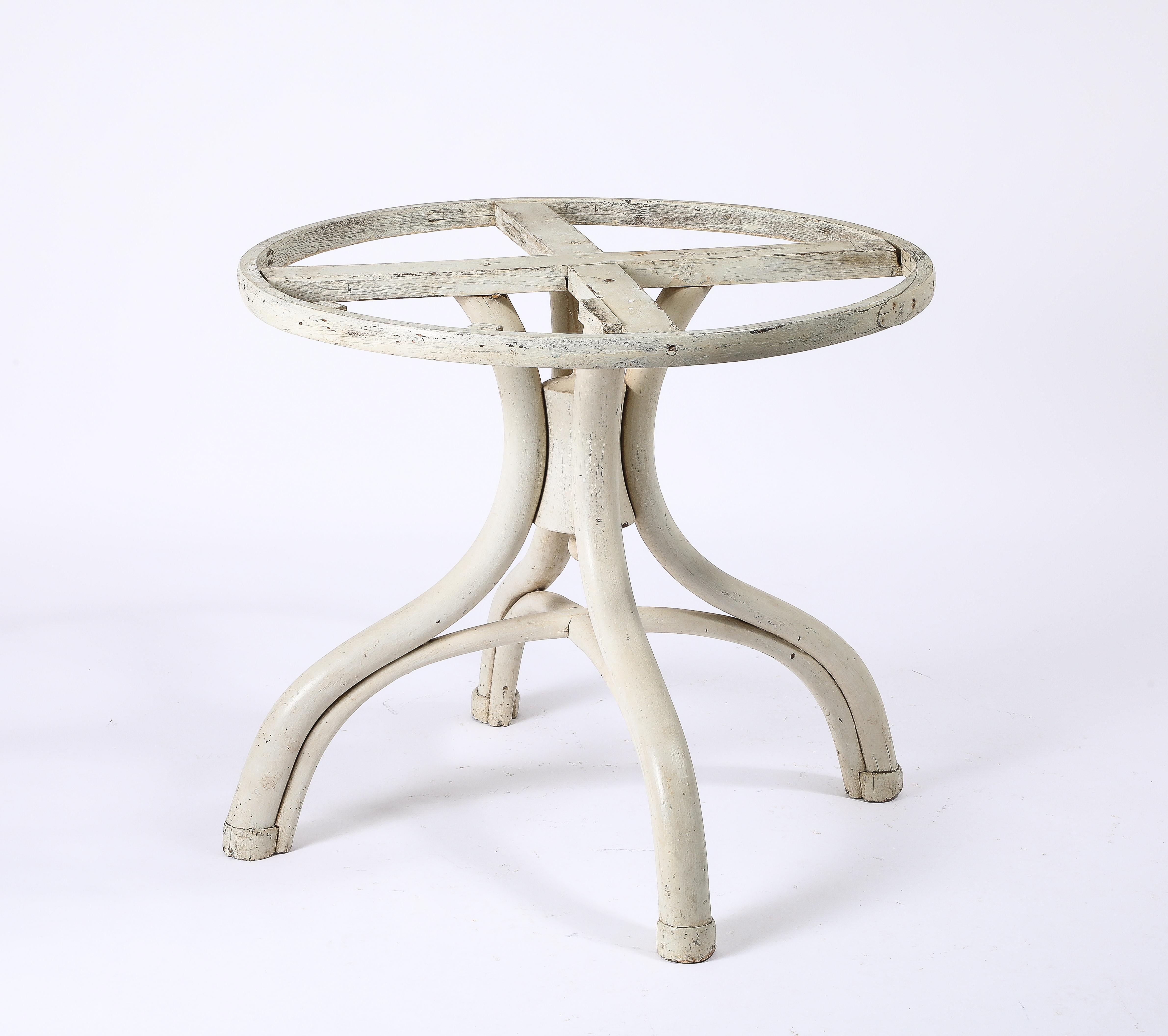 Tavolo da centro in bengala dipinto con piano in marmo scuro di Thonet, Austria, anni '40 in vendita 13