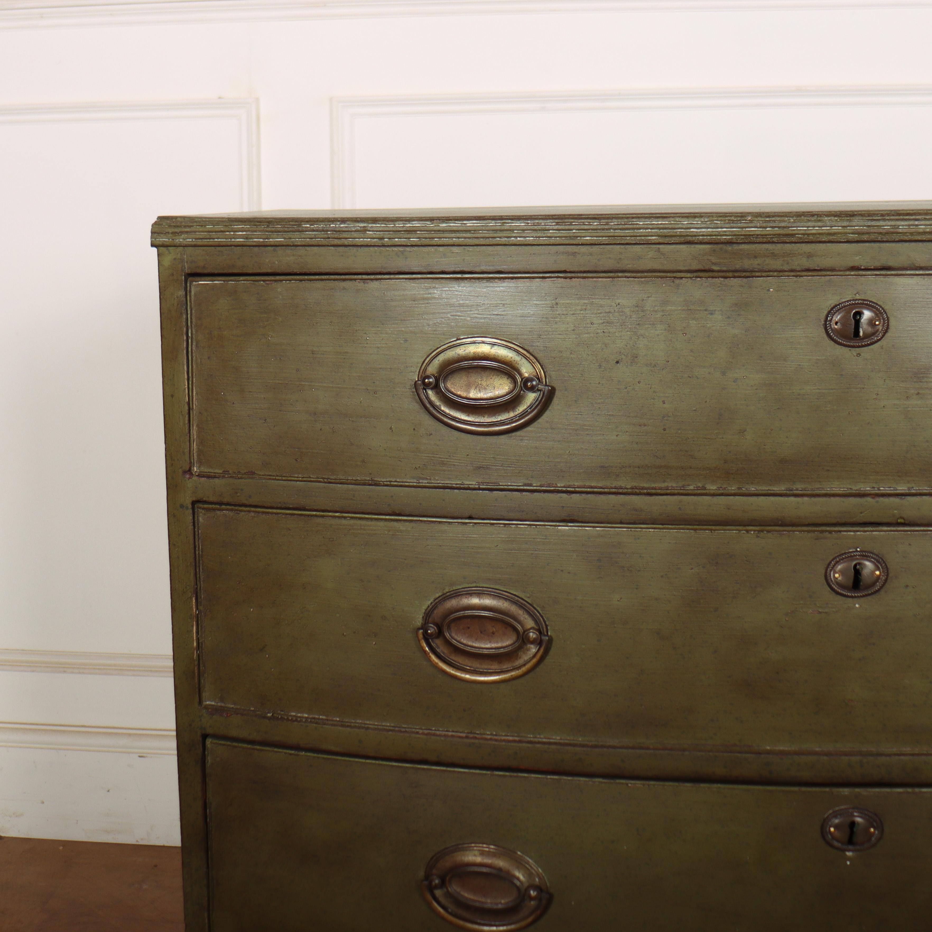 Early 19th century painted pine bowfronted chest of drawers. 1820.

Internal reference: C

Code: 8660

Dimensions:
W: 36.5