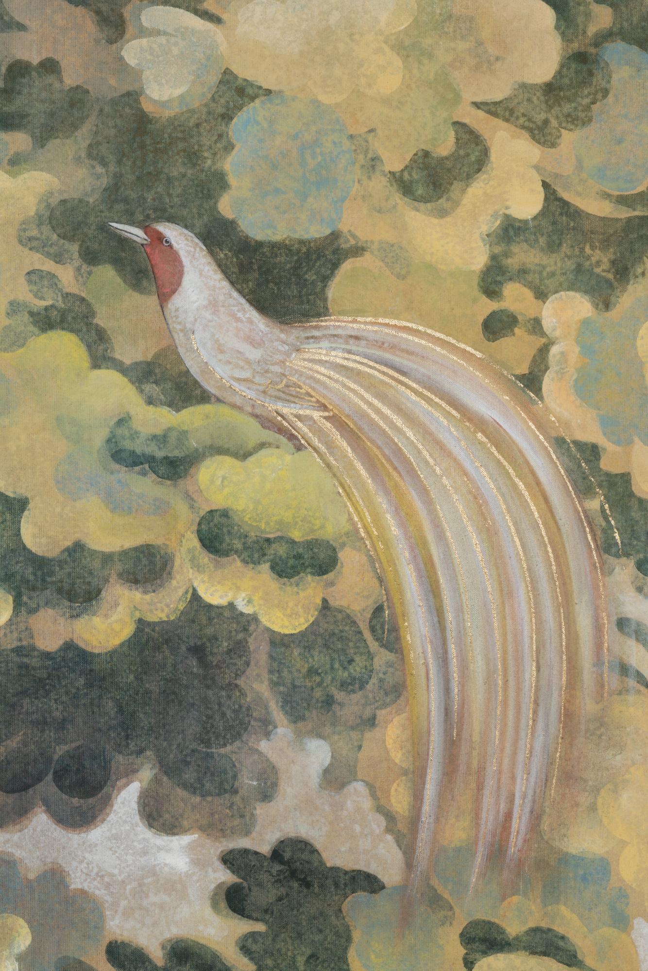 XXIe siècle et contemporain Toile peinte, oiseau sur fond feuillu, œuvre contemporaine en vente