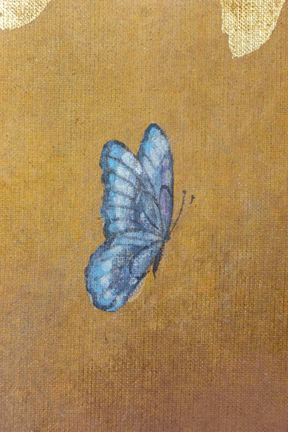 Painted canvas figuring birds in the middle of large foliage and flowery gilt scrolls. Brown background.

Linen raw canvas hand painted with natural pigments and background silvered with silver leaf. Canvas stretched thanks to two wood sticks and