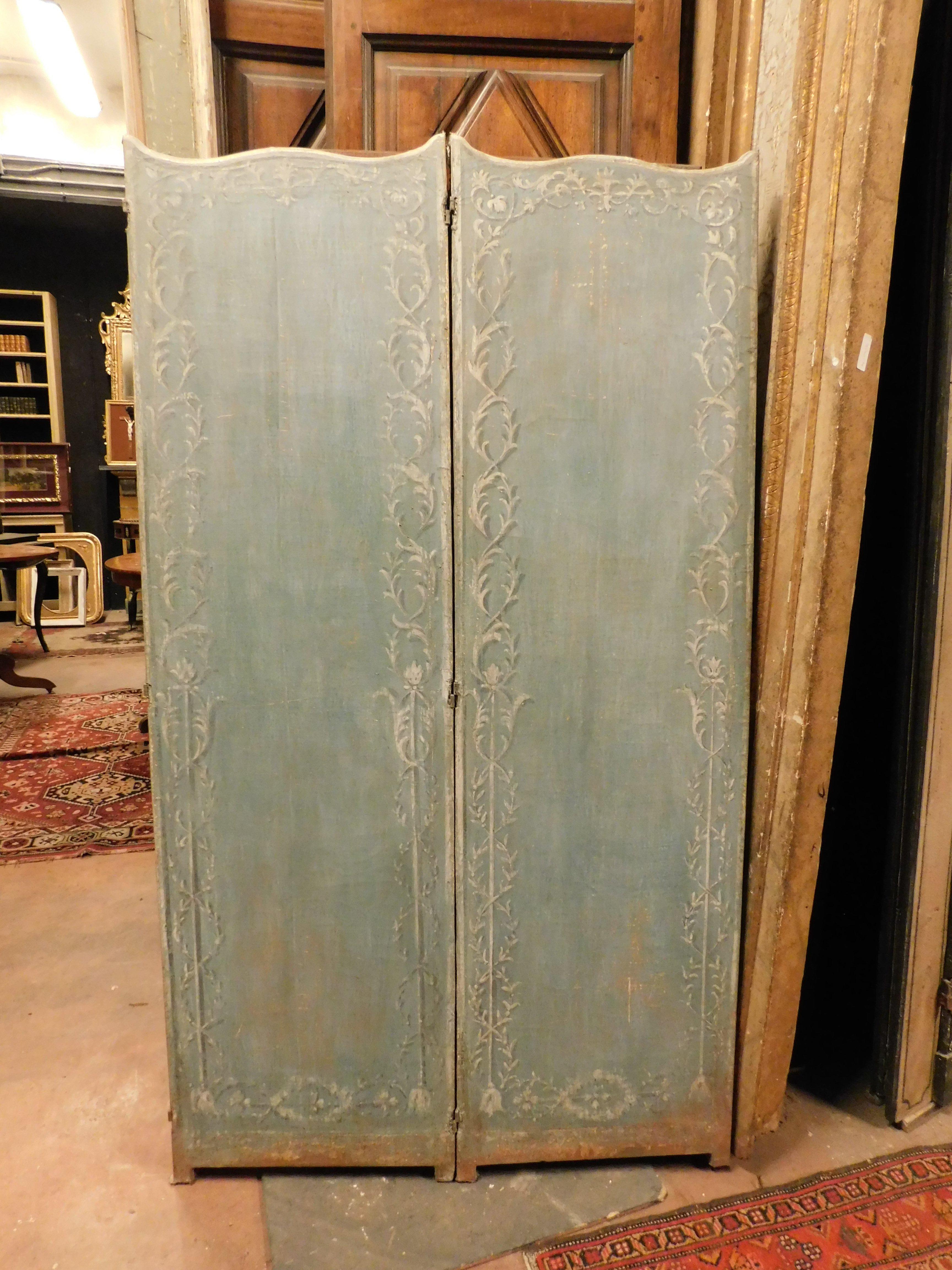 18th Century and Earlier Painted canvas divider, light blue baroque motifs, 4 folding doors, Italy For Sale