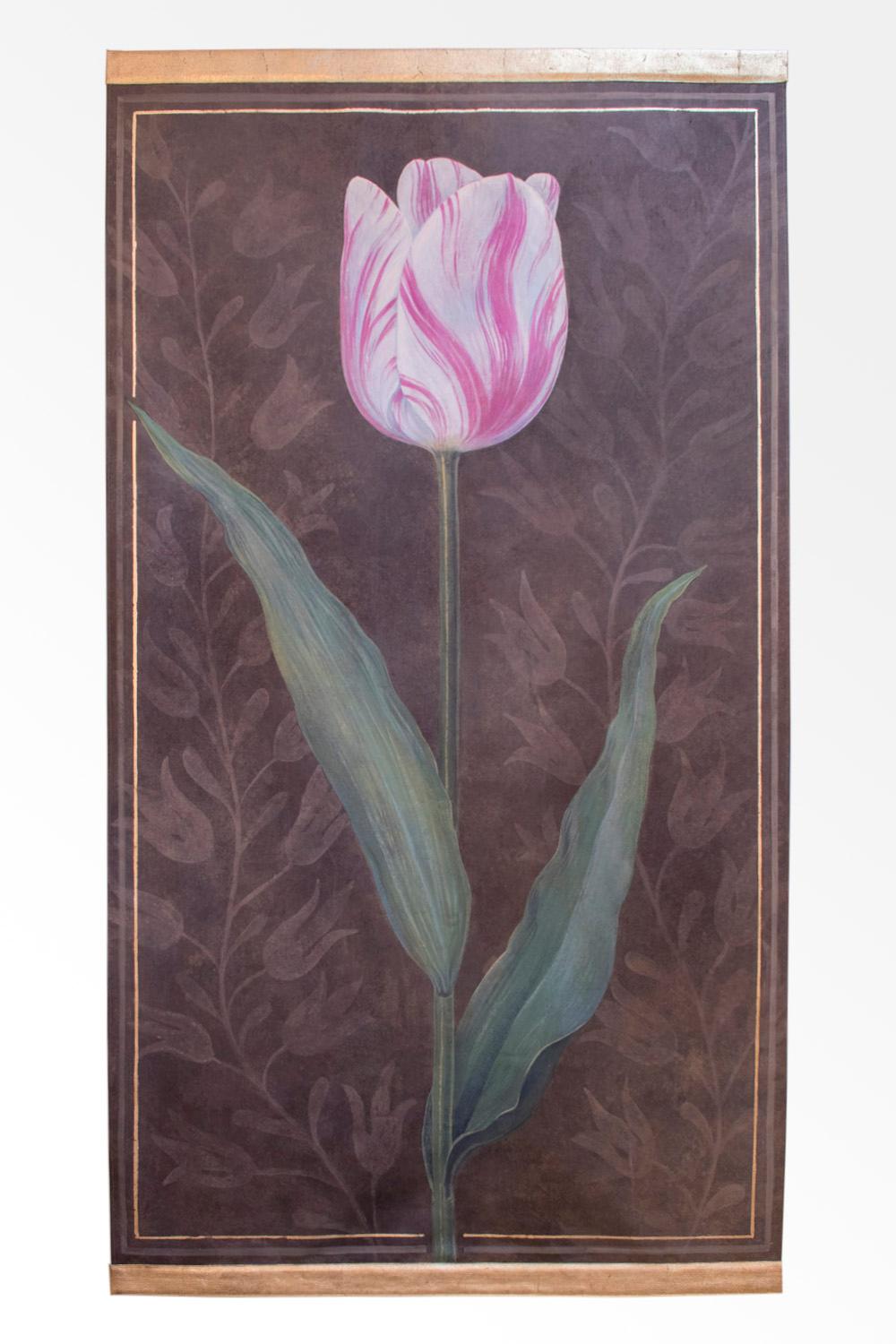 Painted canvas figuring a large white and pink tulip. Brown background with a foliage decor in the same tones. Thin gilt frame.

Linen raw canvas hand painted with natural pigments and background gilt with copper leaf. Canvas stretched thanks to